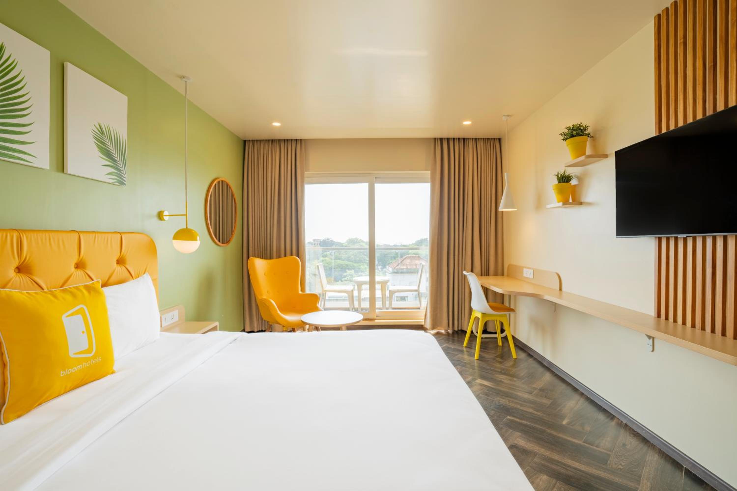 Sea View Executive King - Photo 1