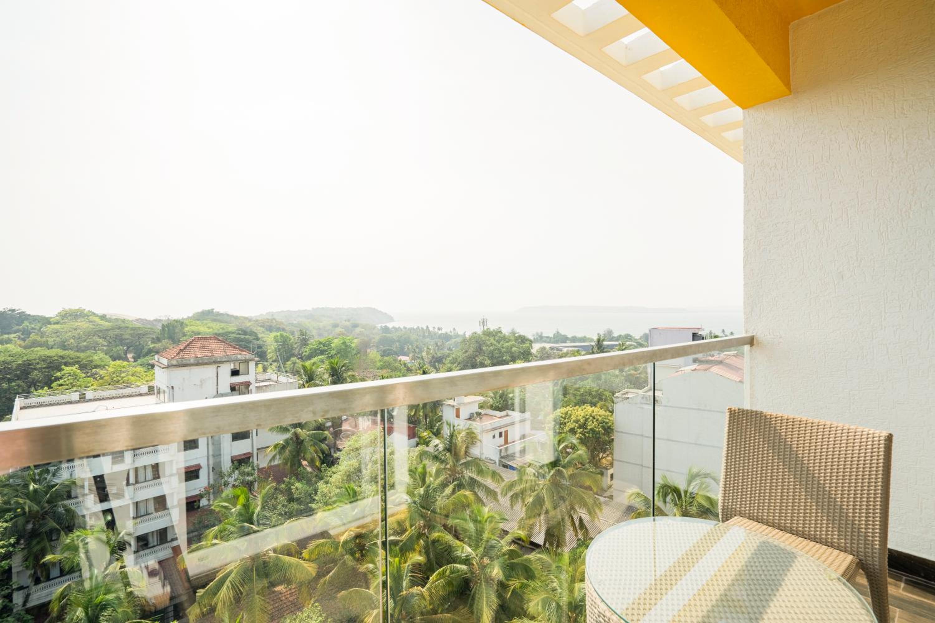 Sea View Executive King - Photo 4