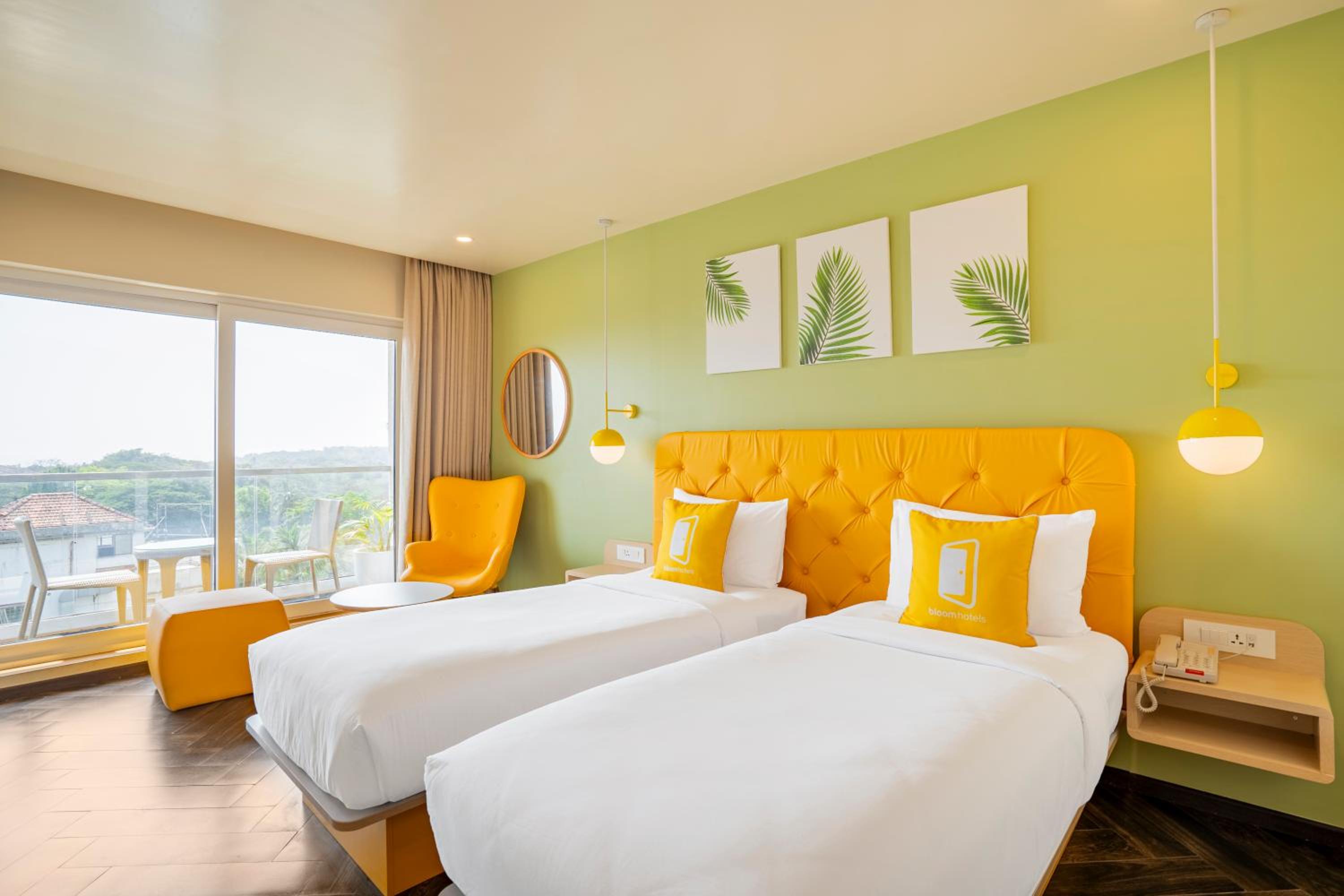 Sea View Executive Twin - Photo 2