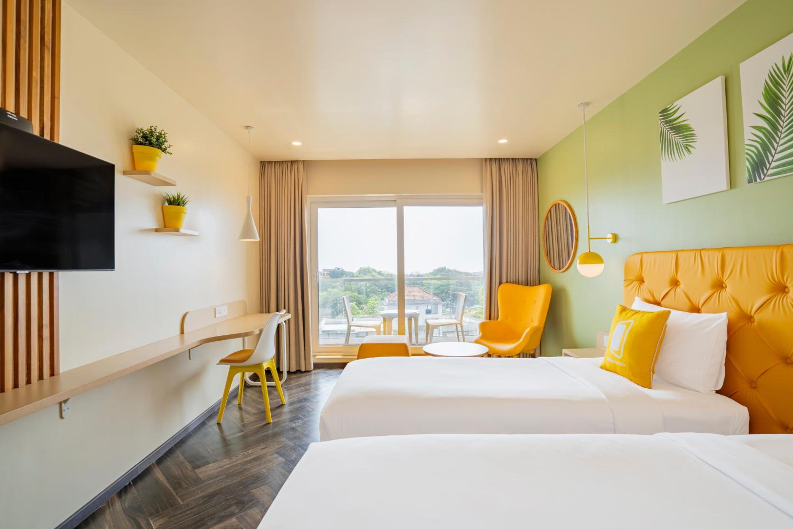 Sea View Executive Twin - Photo 1