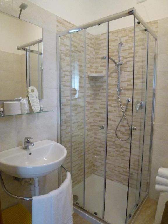 Triple Room with Parking - Photo 5