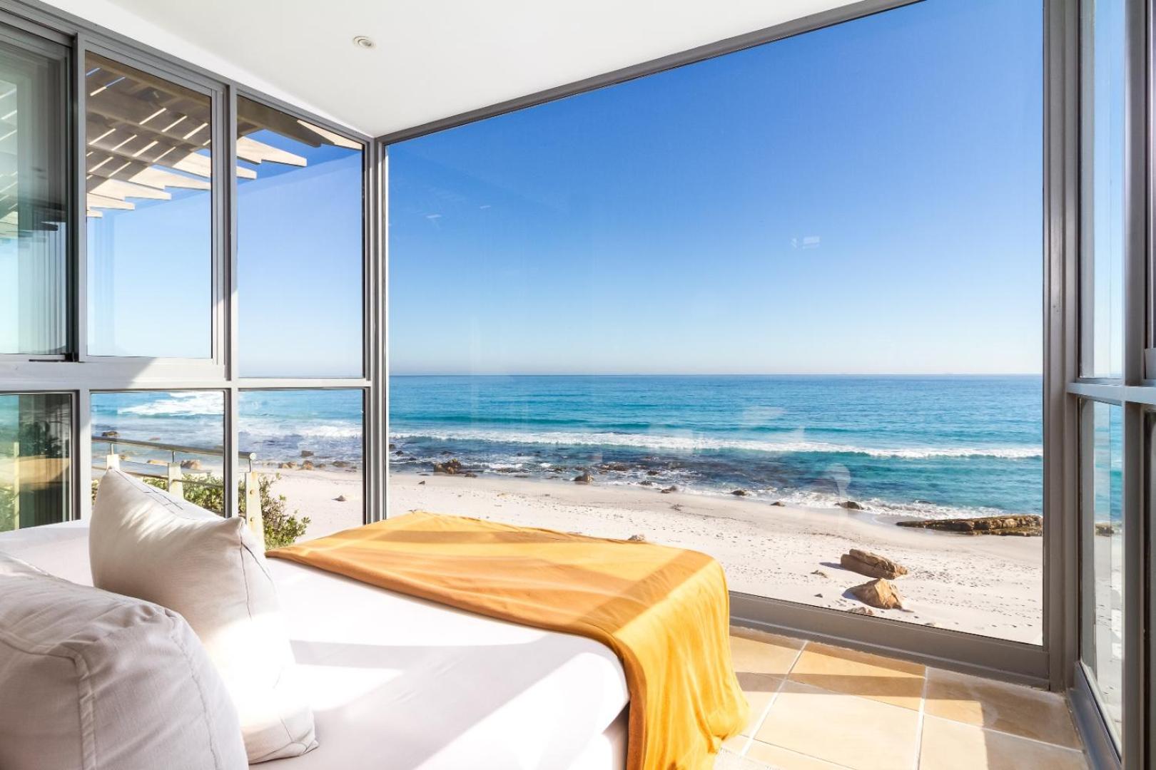 Villa with Sea View photo 2