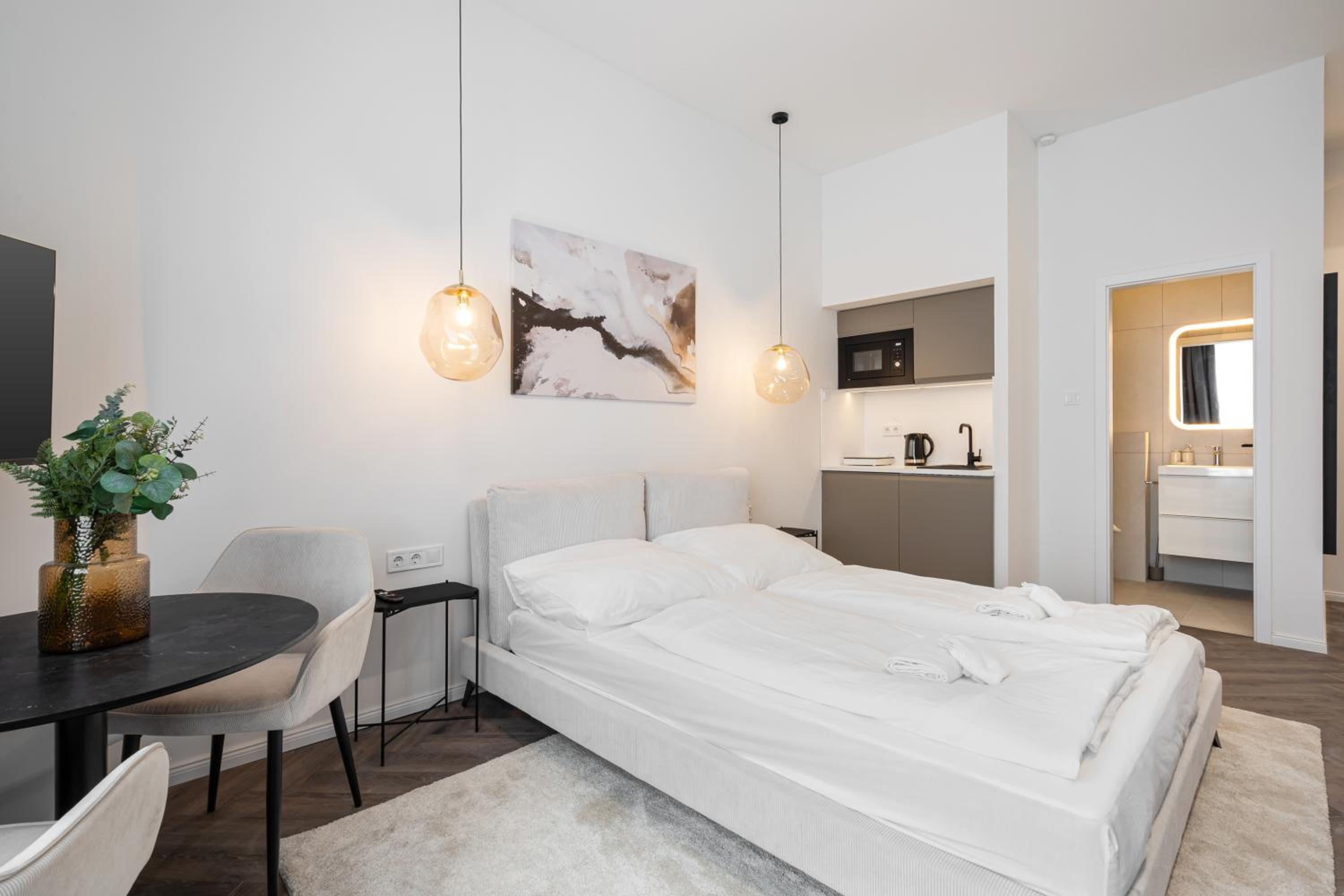 Deluxe Apartment - Photo 16