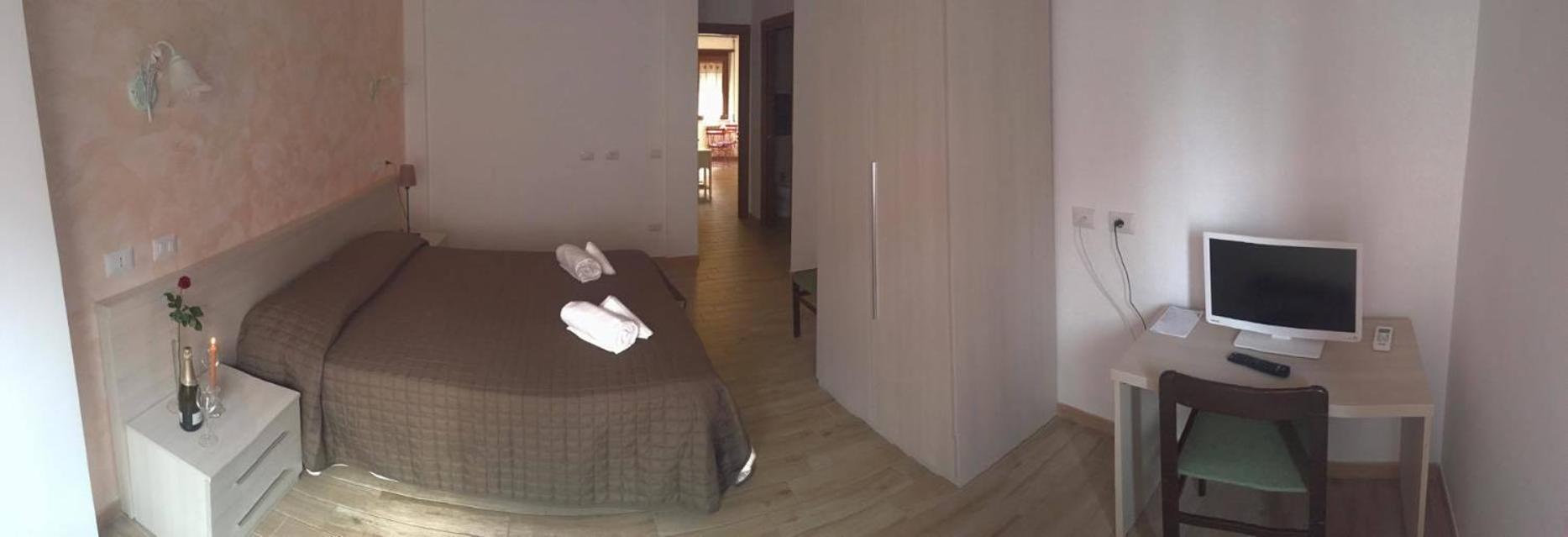 Double or Twin Room with Private Bathroom