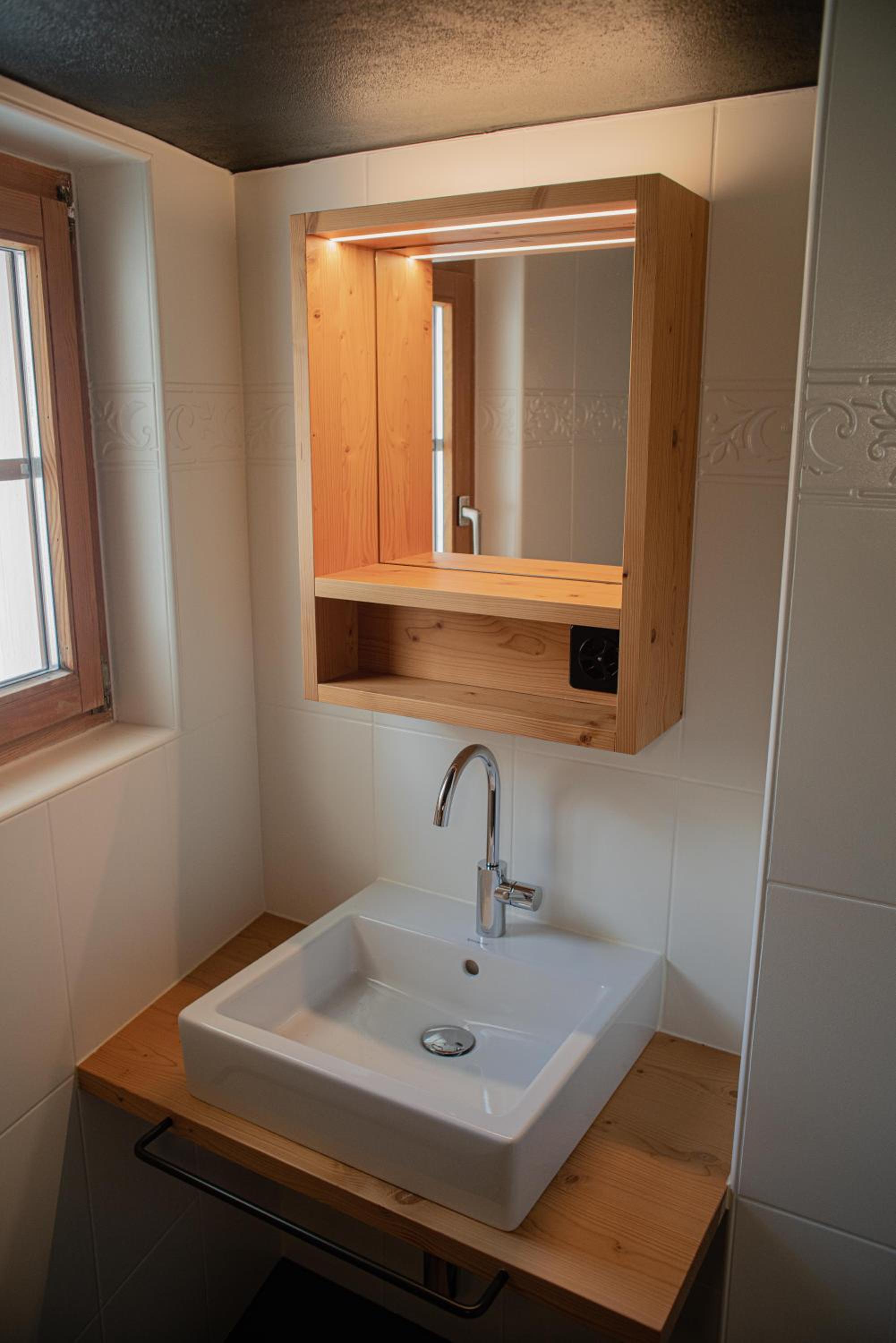 Single Room with Mountain View photo 2