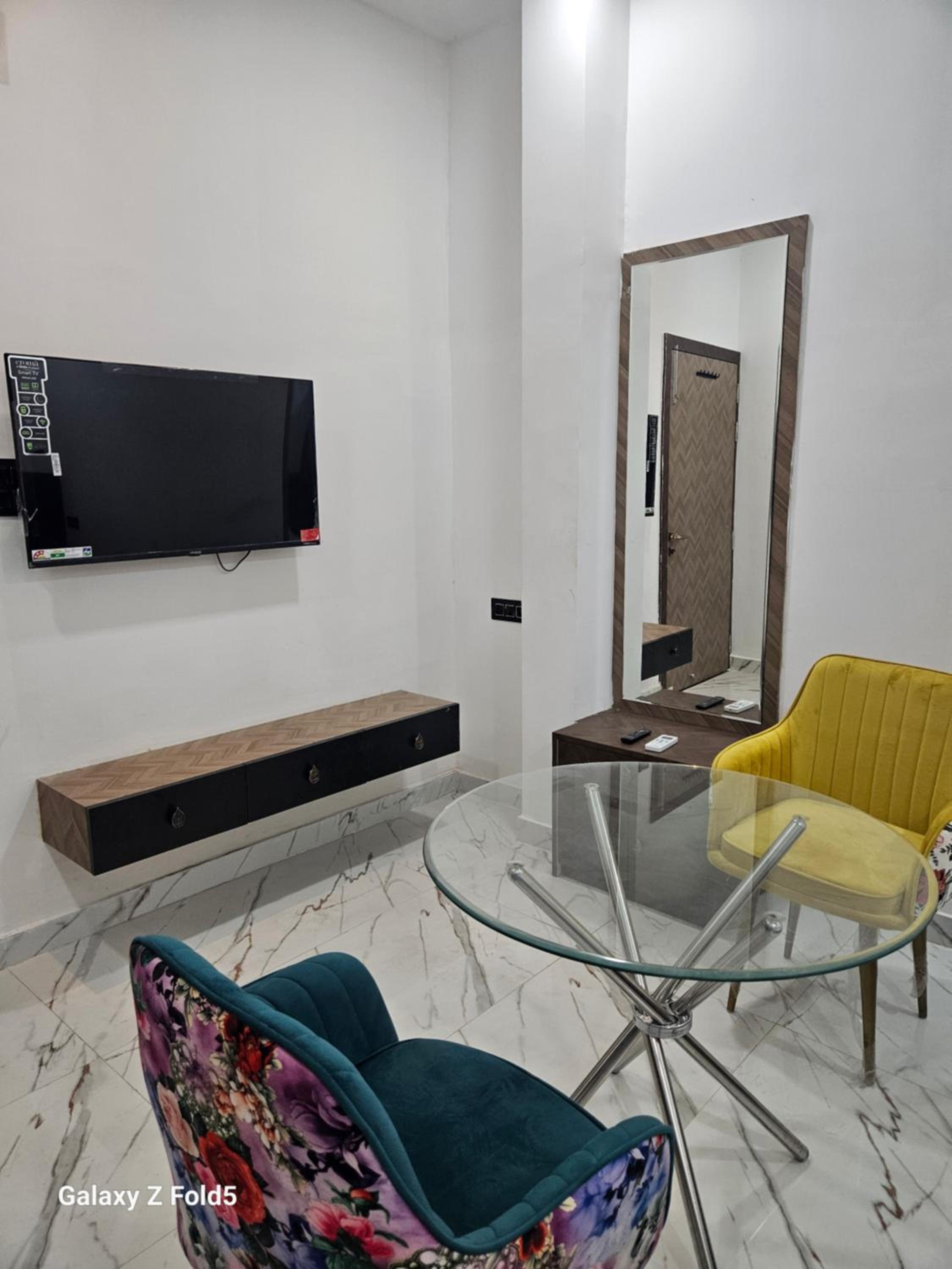 Superior King Room photo 1