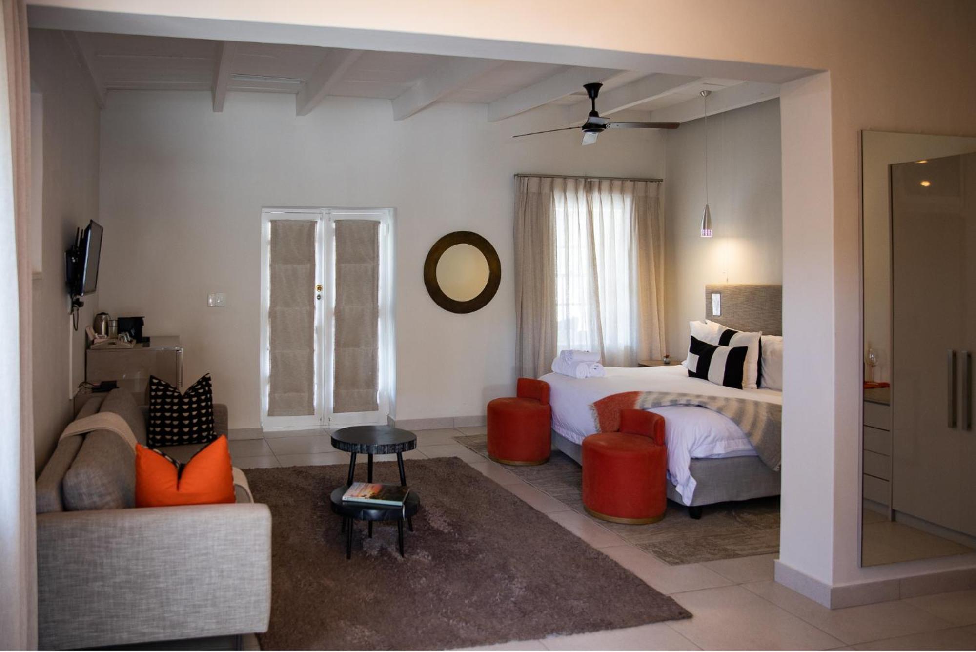 Superior King Room photo 2