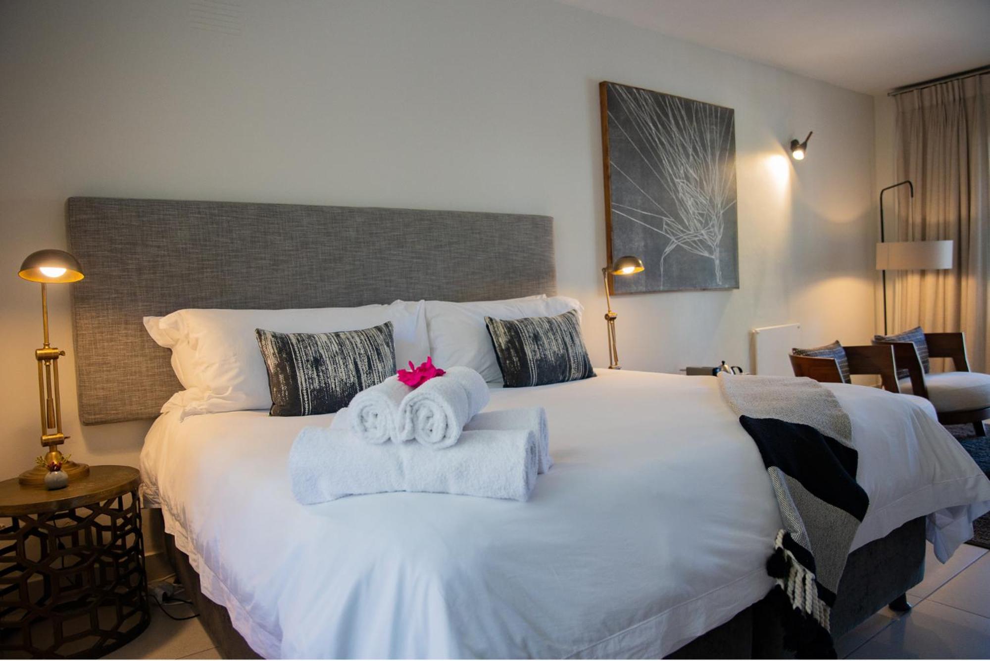 Luxury King Room photo 3