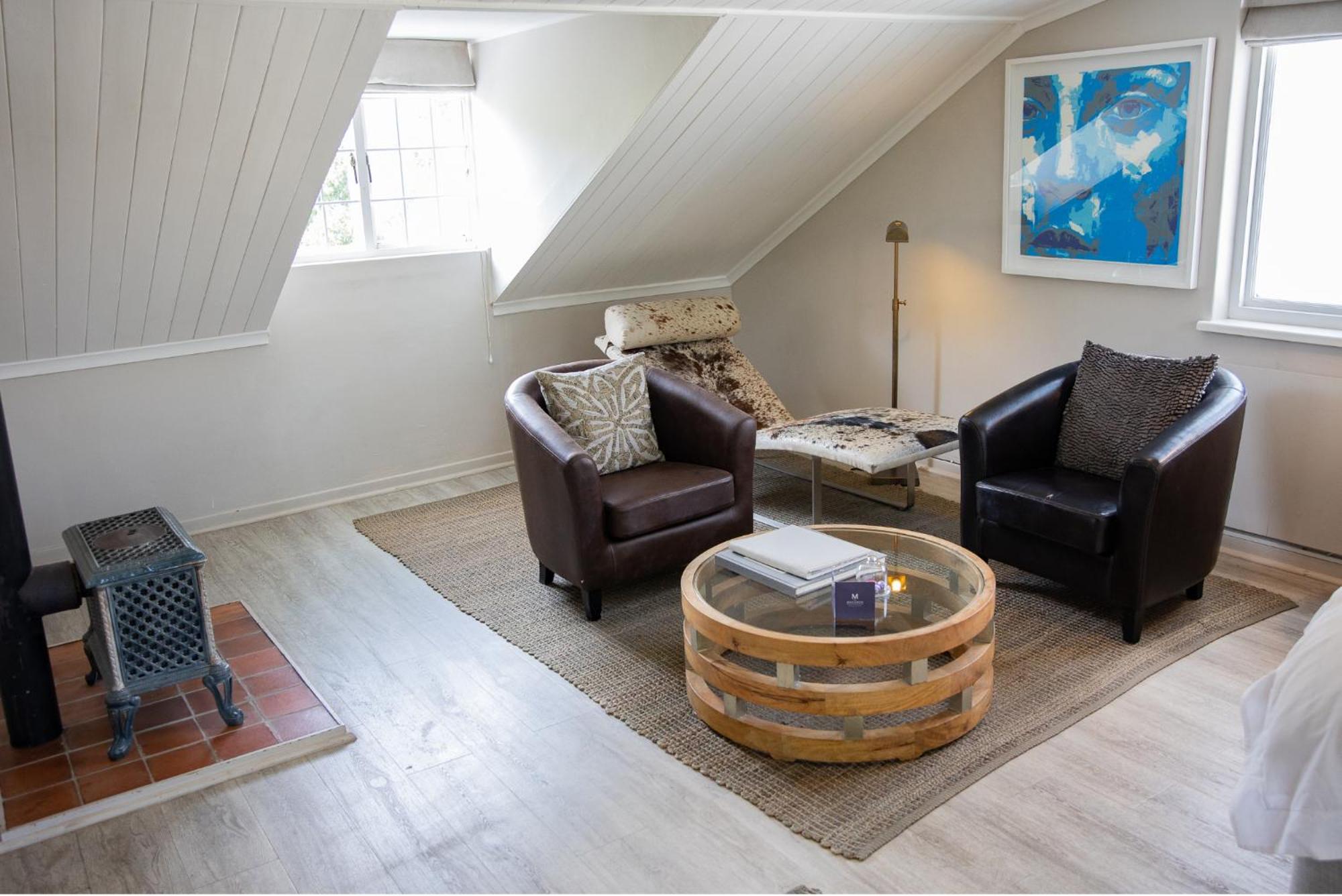 Superior King Room with Mountain View photo 3