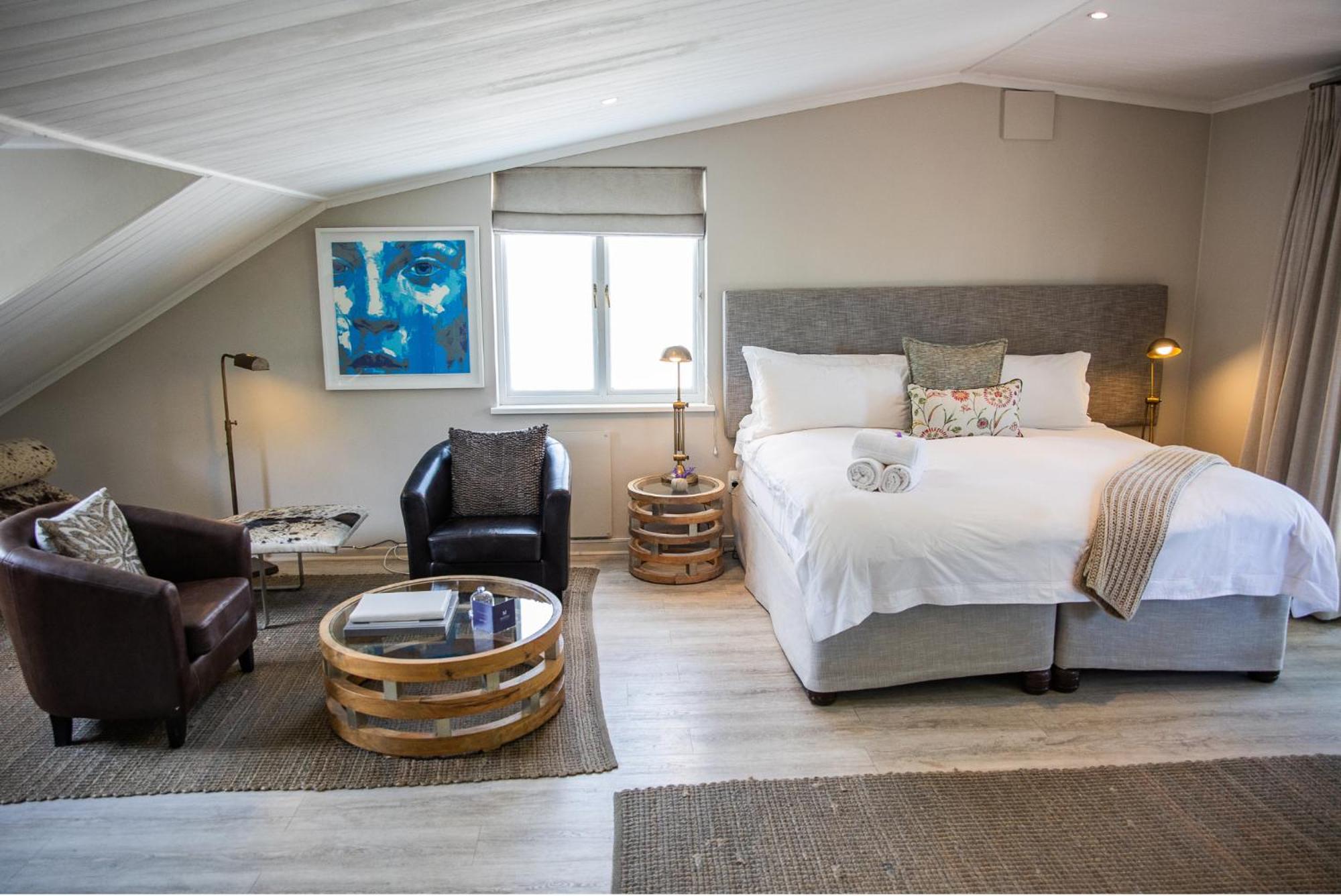 Superior King Room with Mountain View photo 1