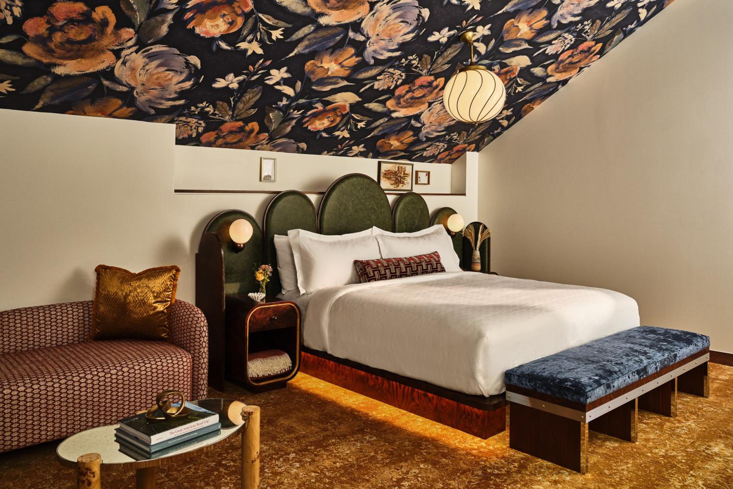 Superior King Suite