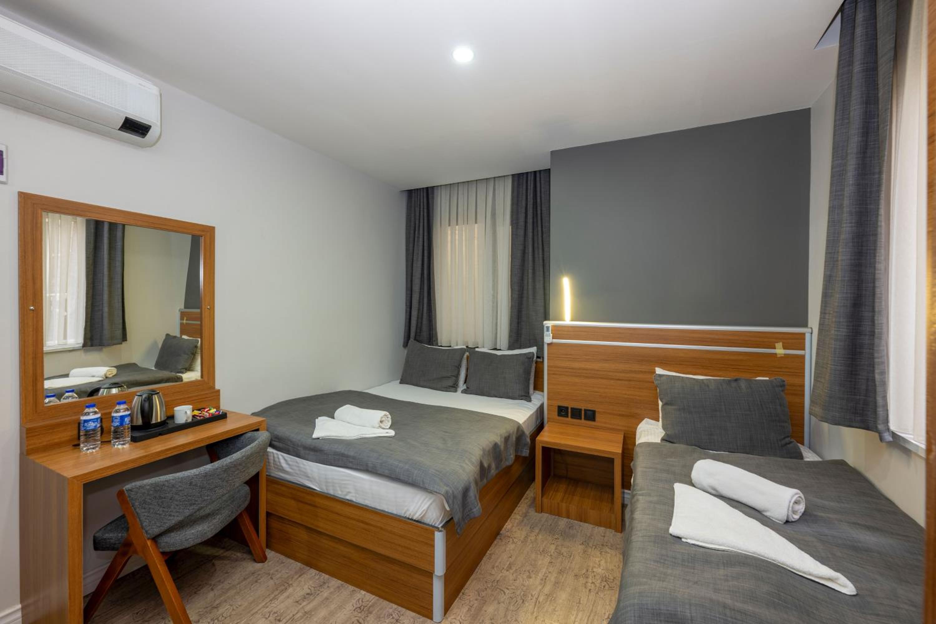 Comfort Triple Room photo 1