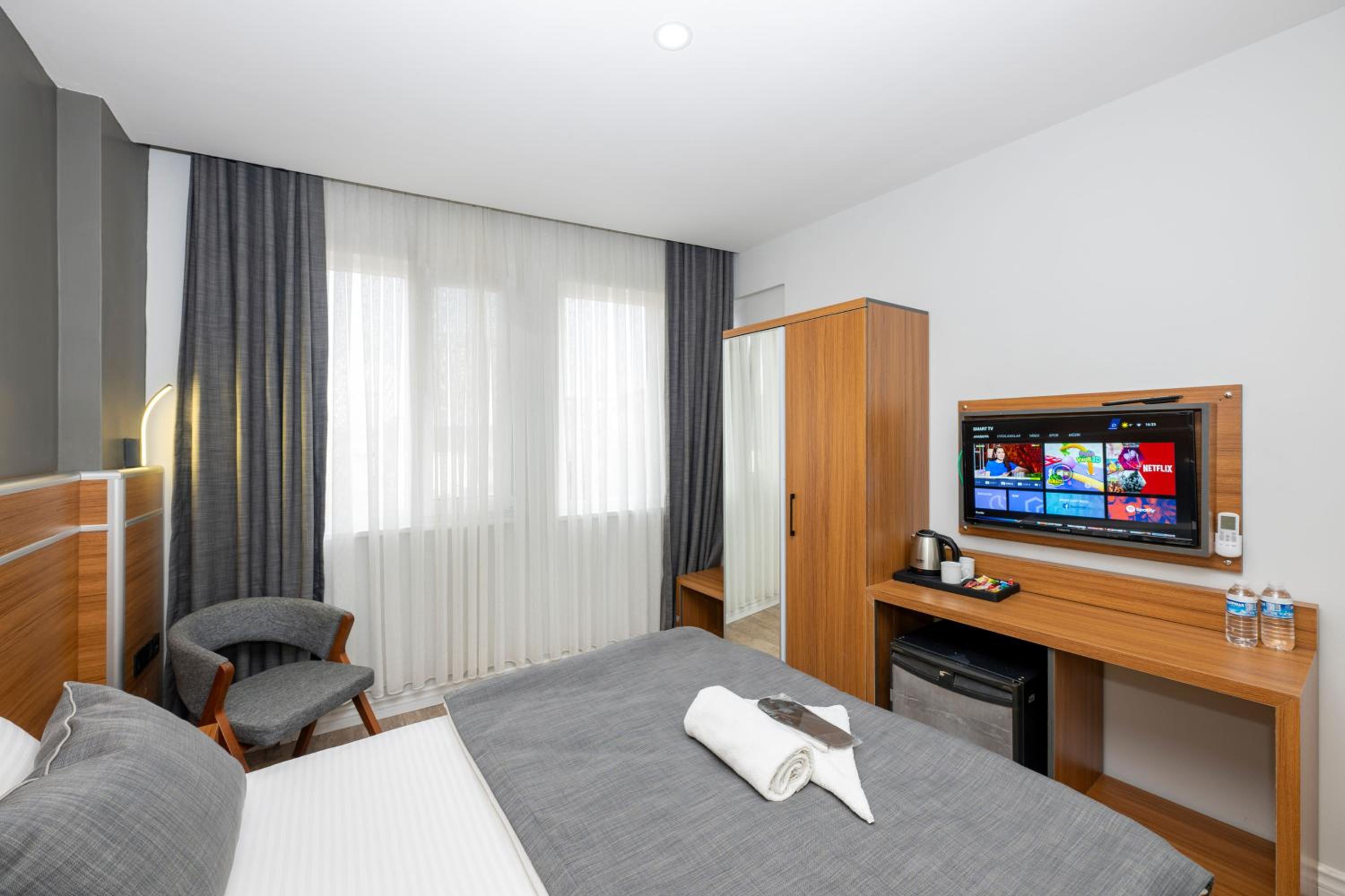 Deluxe Double Room photo 3
