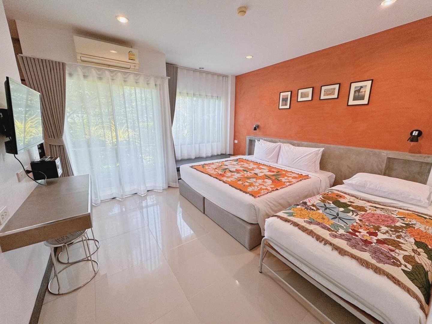 Triple Room with Garden View