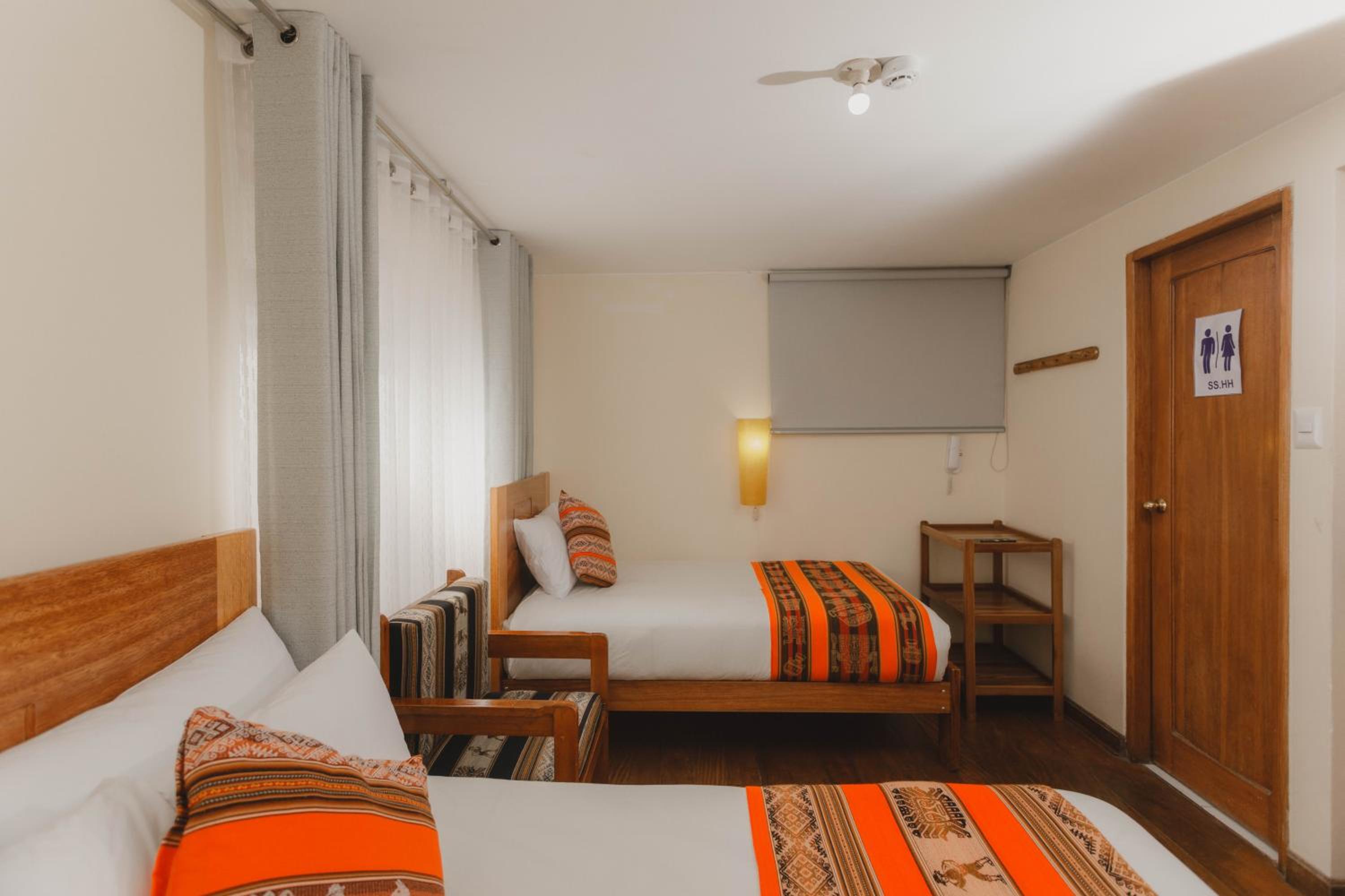 Double Room with Extra Bed photo 2