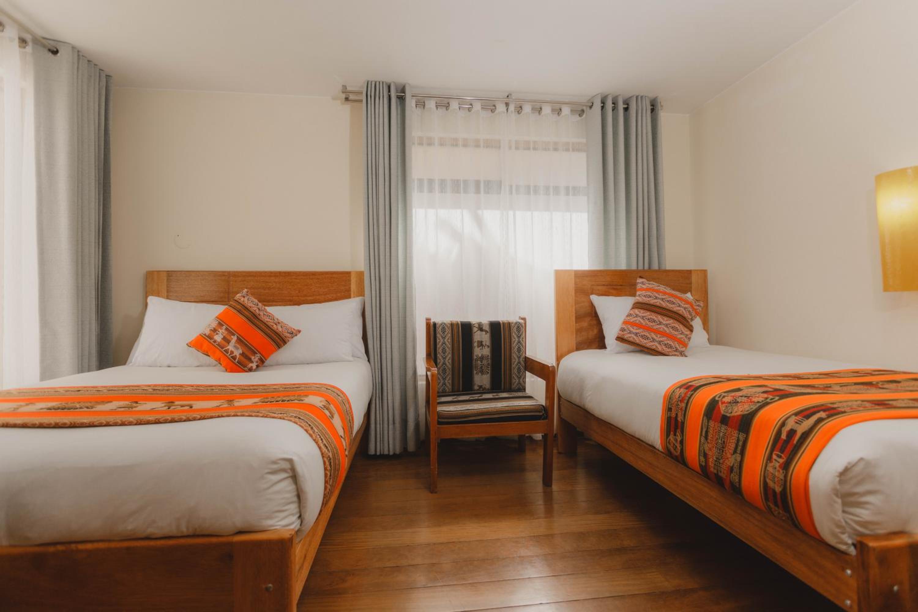 Double Room with Extra Bed photo 1