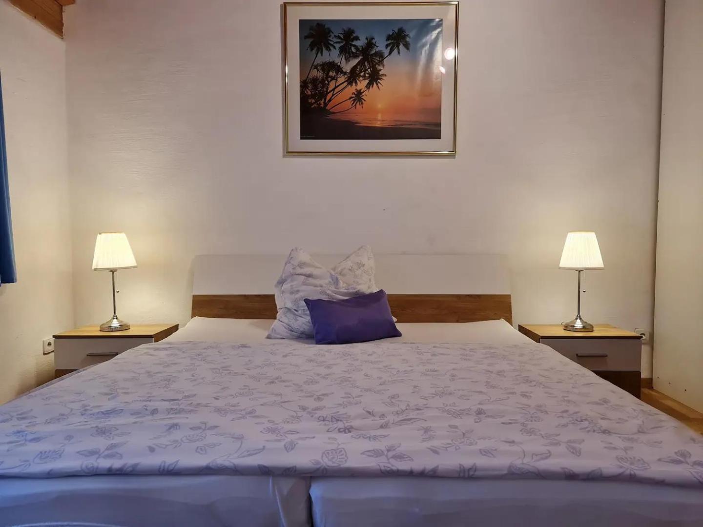 Two-Bedroom Apartment with Mountain View photo 2