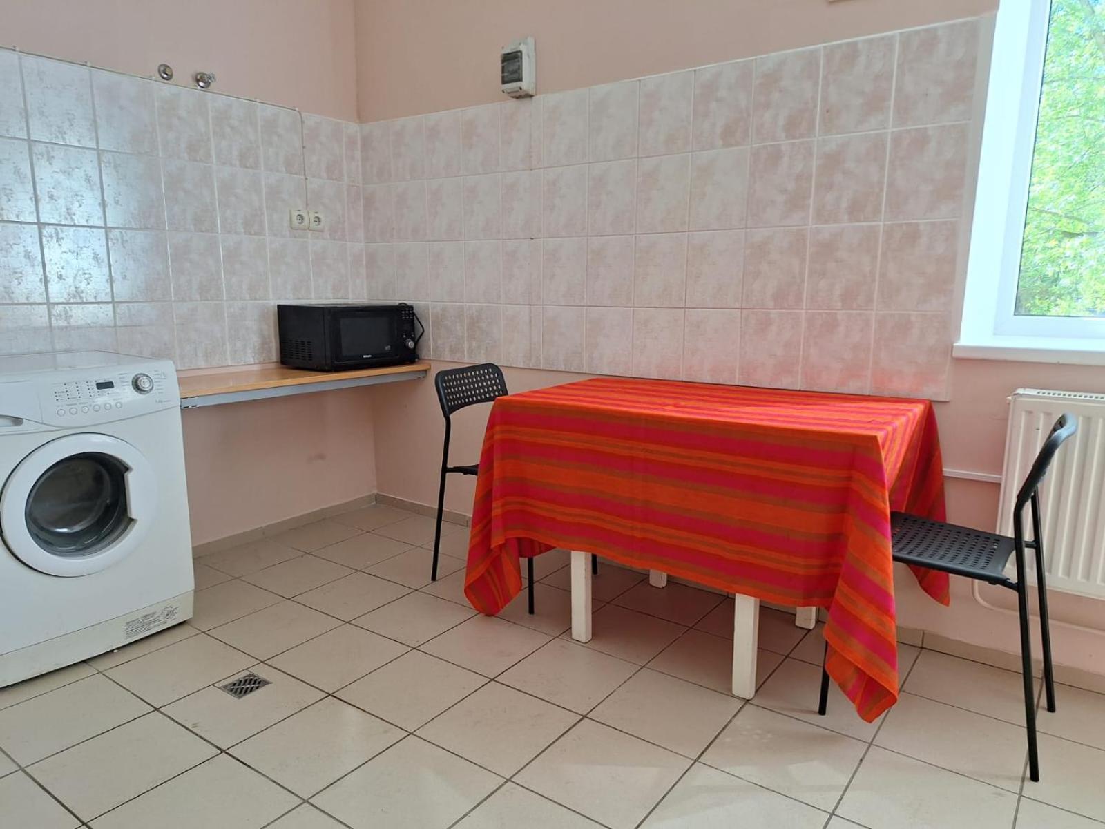 Single Bed in 6-Bed Dormitory Room photo 2