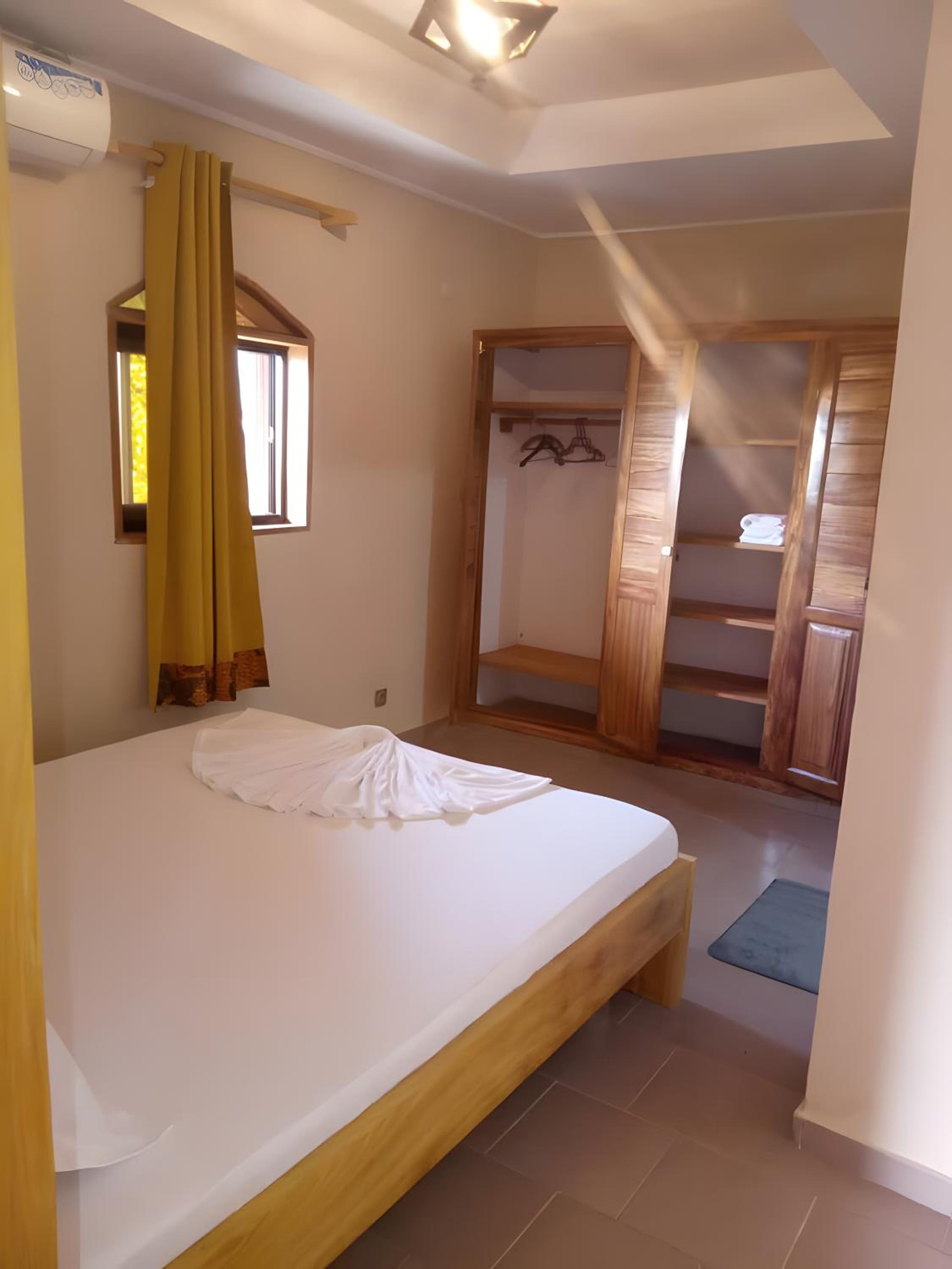 One-Bedroom Apartment with Balcony and Sea View photo 1