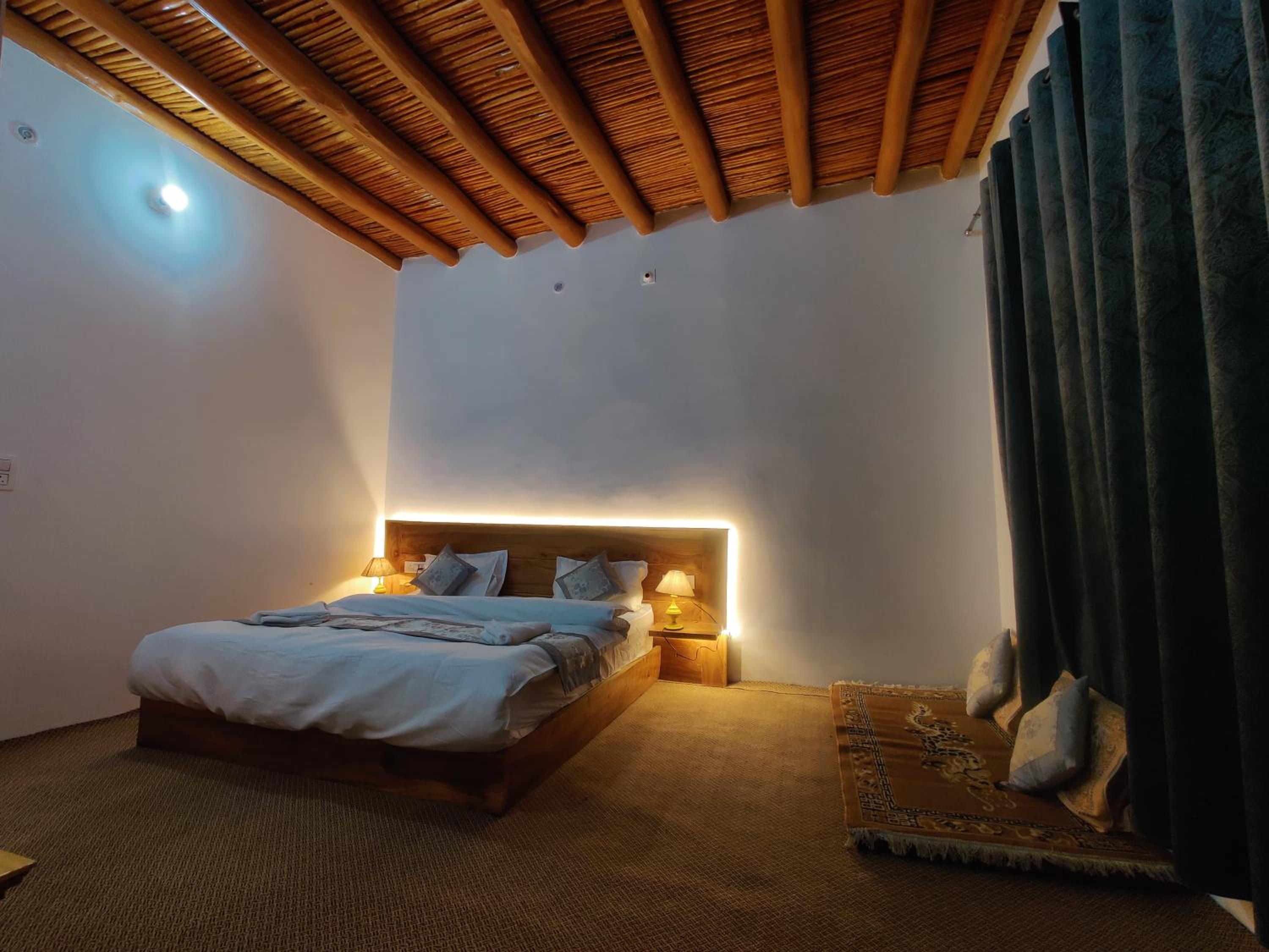Single Room with Bathroom