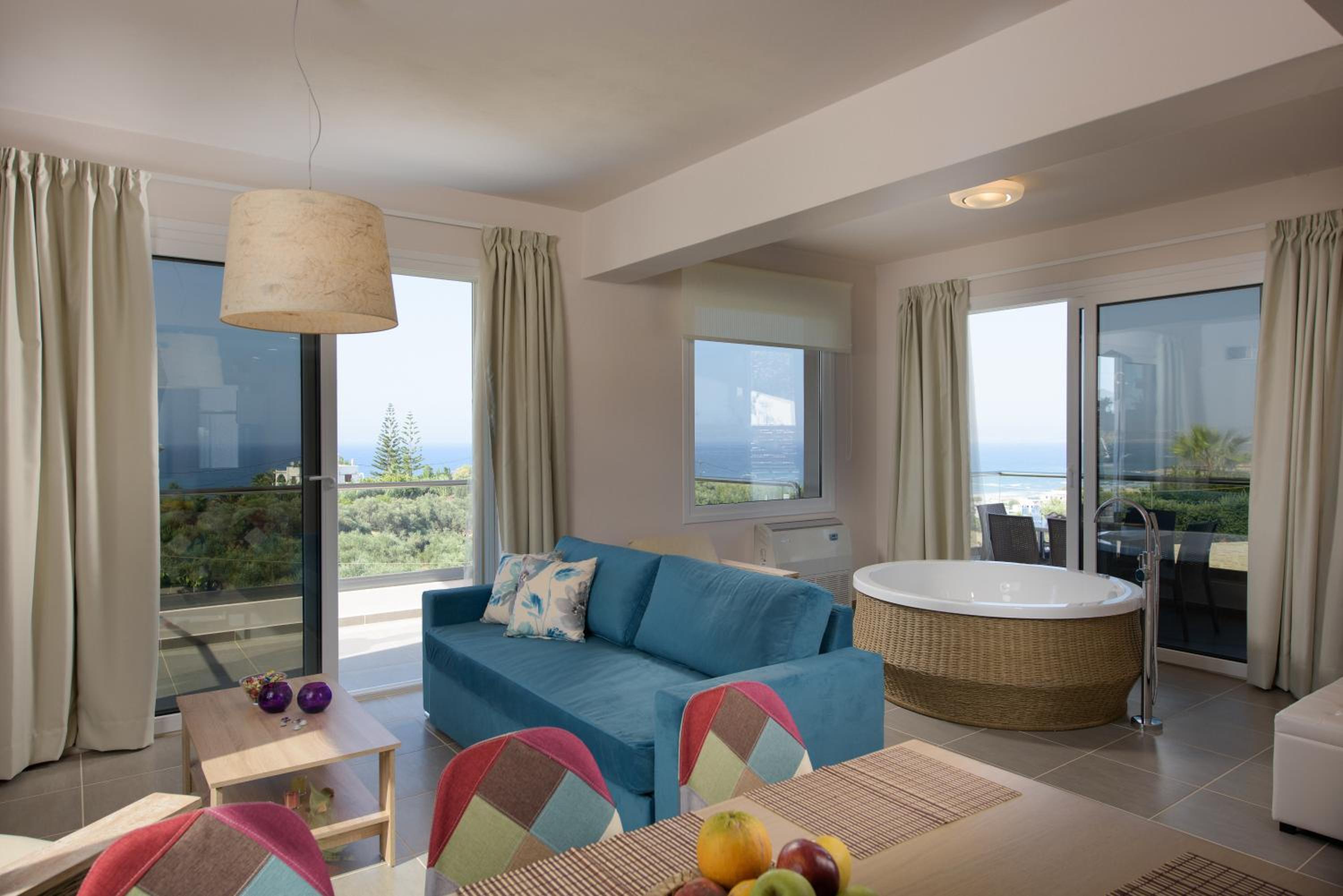 Superior Villa photo 1