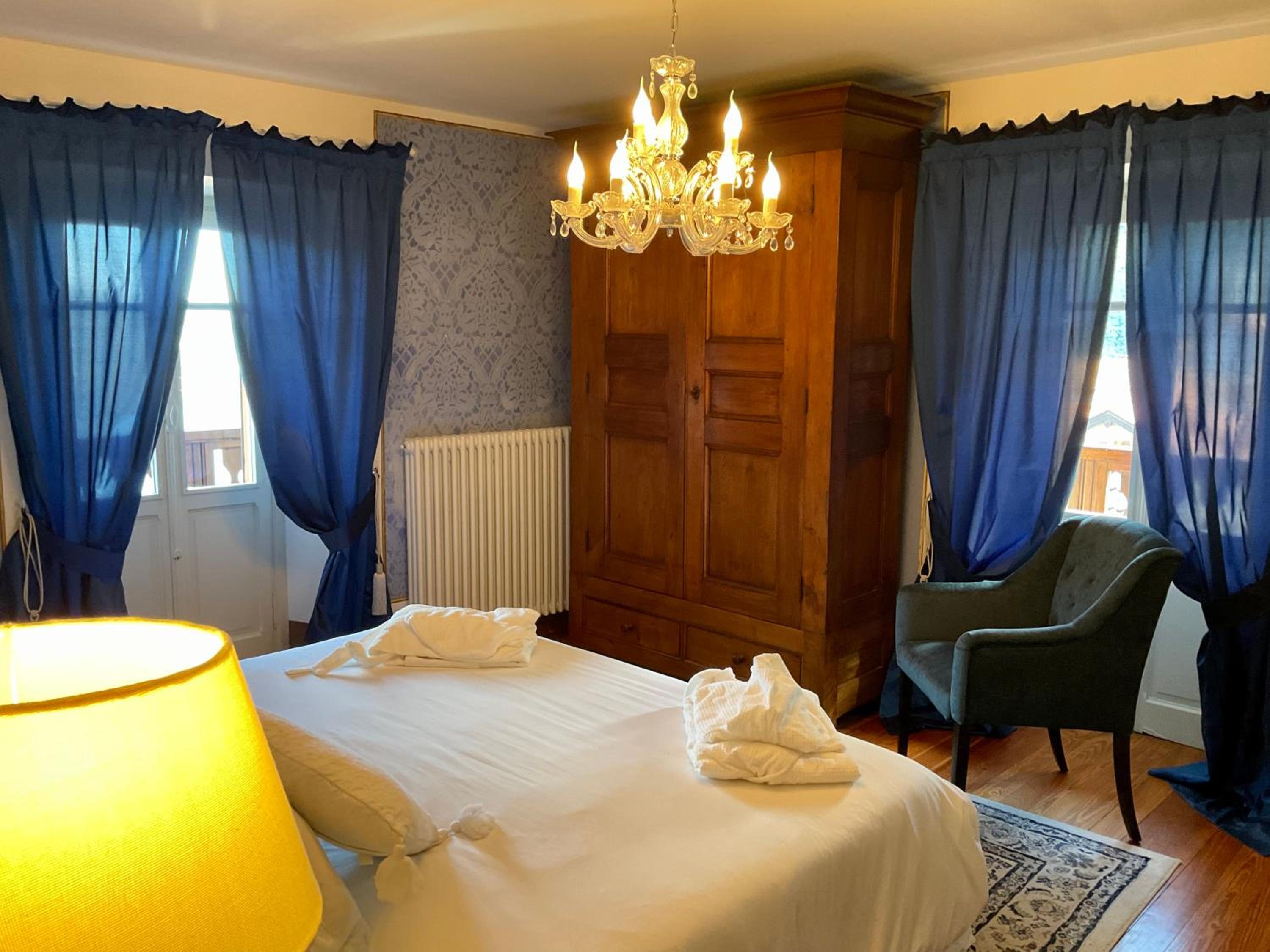 Double Room with Lake View