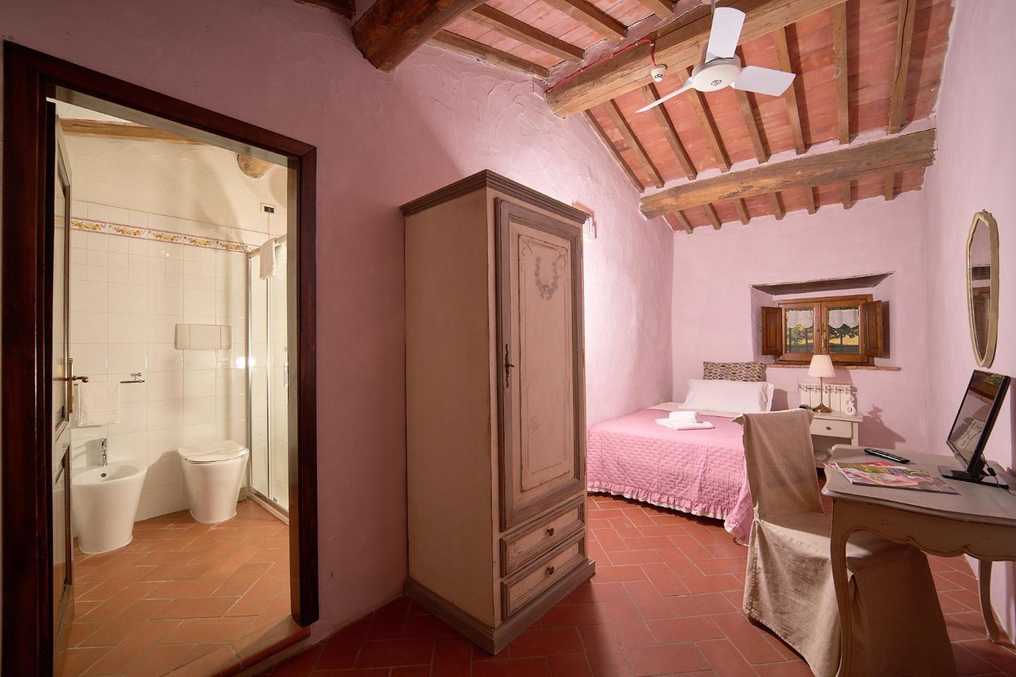 Single Room with Park View photo 2