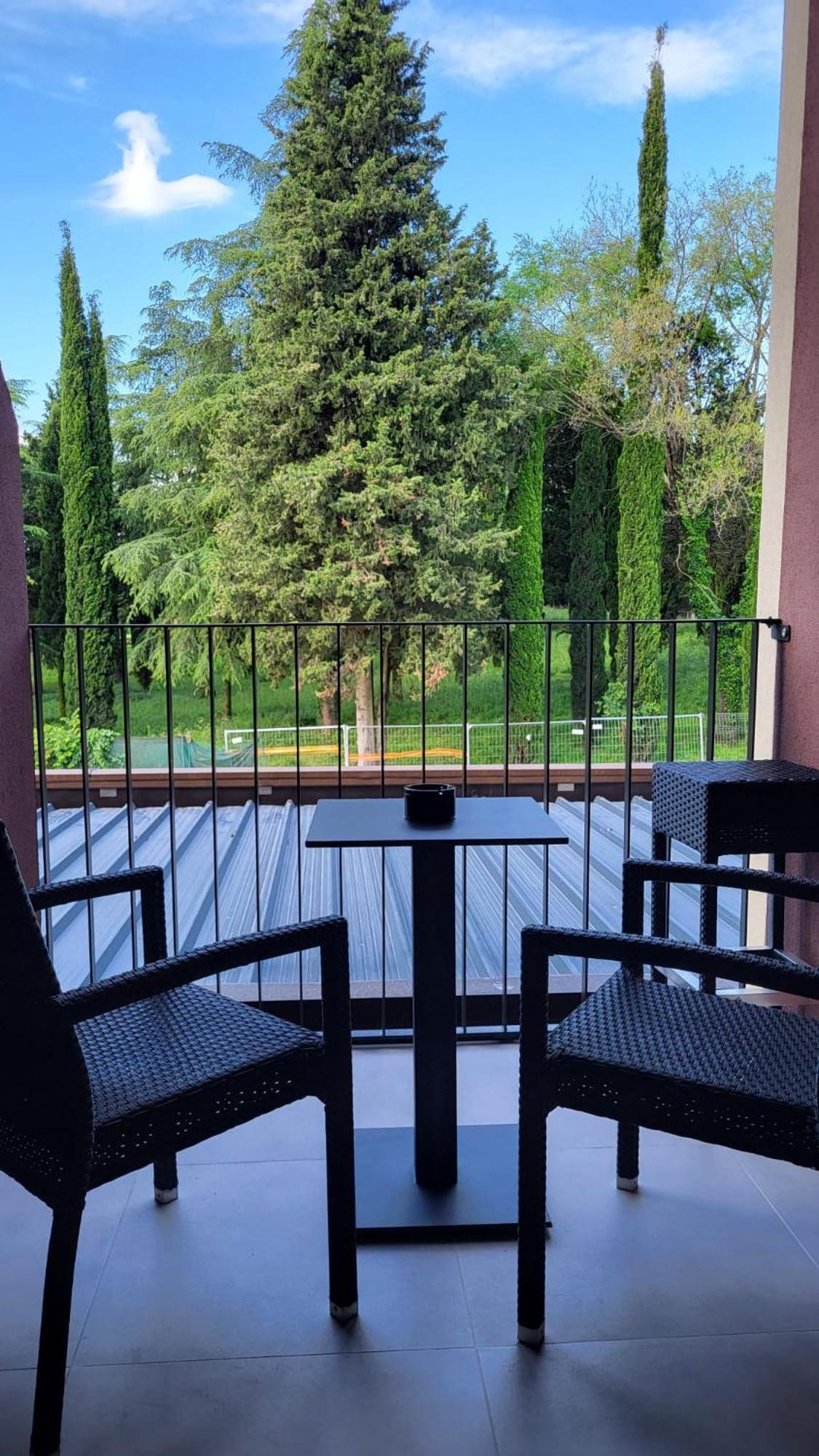 Deluxe Double Room with Balcony photo 2