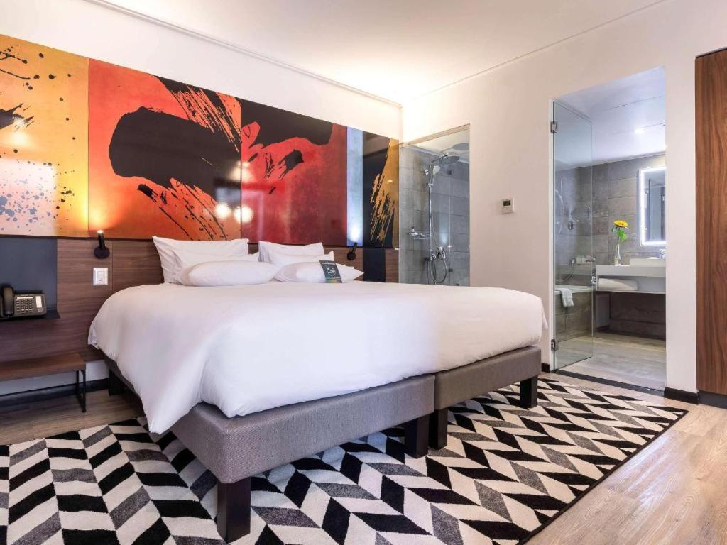 Superior King Suite photo 1