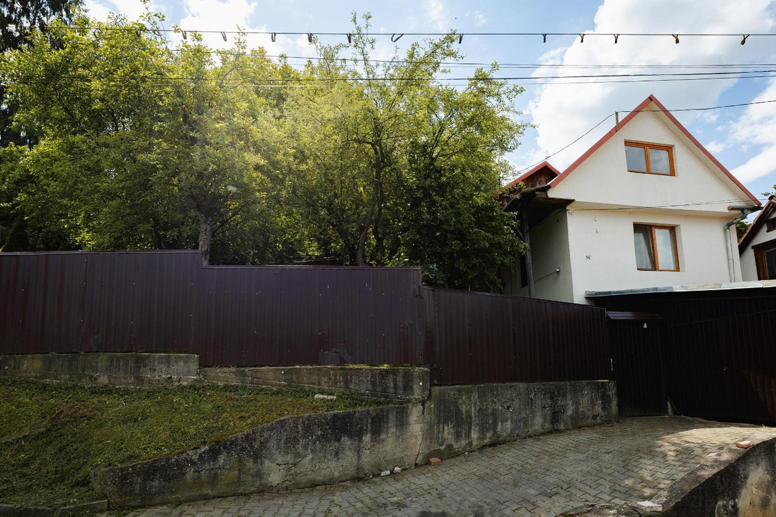 Two-Bedroom House - Photo 20