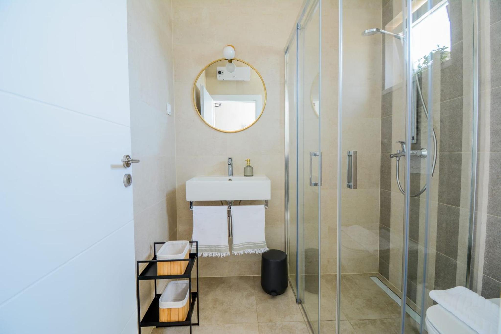Three-Bedroom Villa photo 2