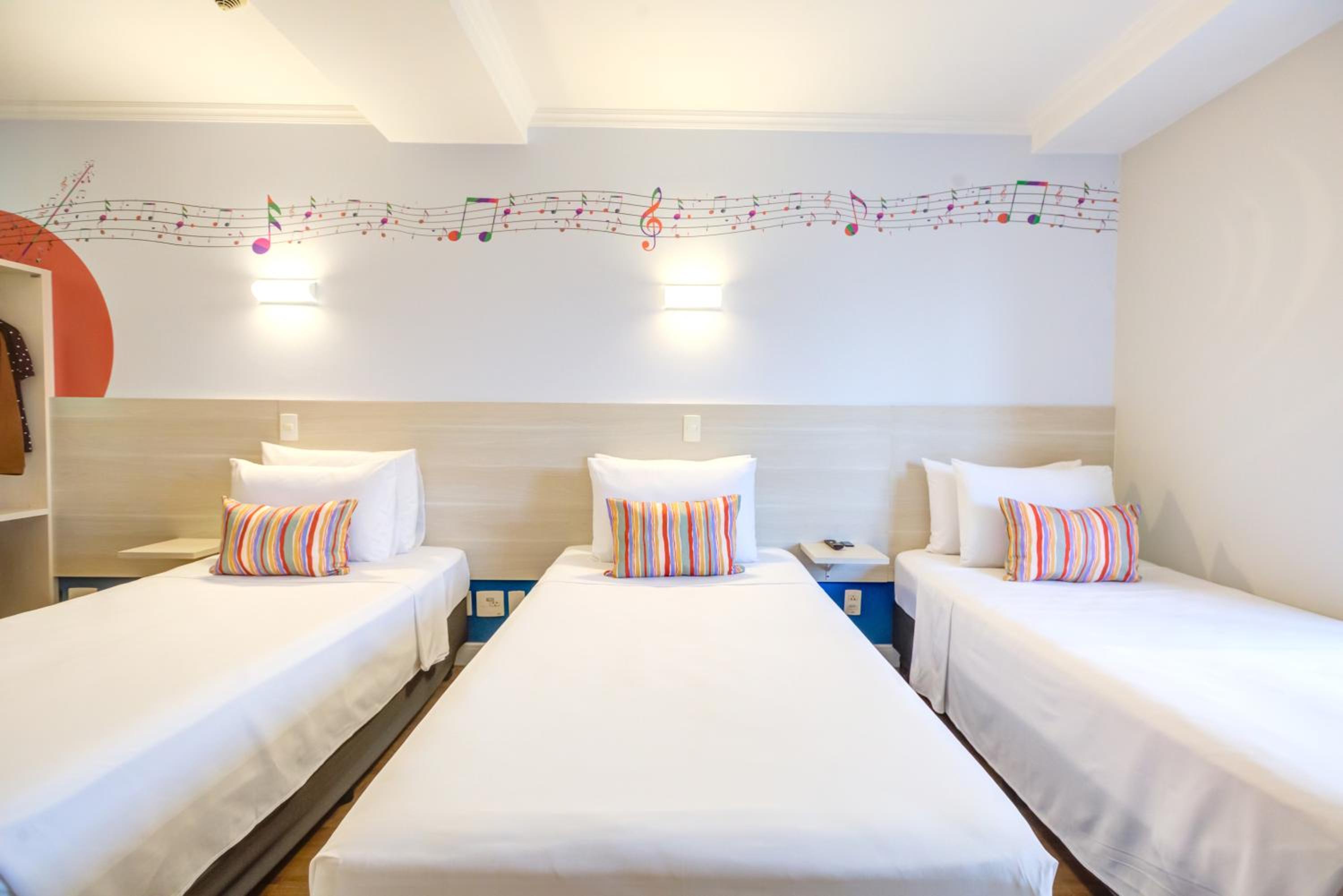 Triple Room