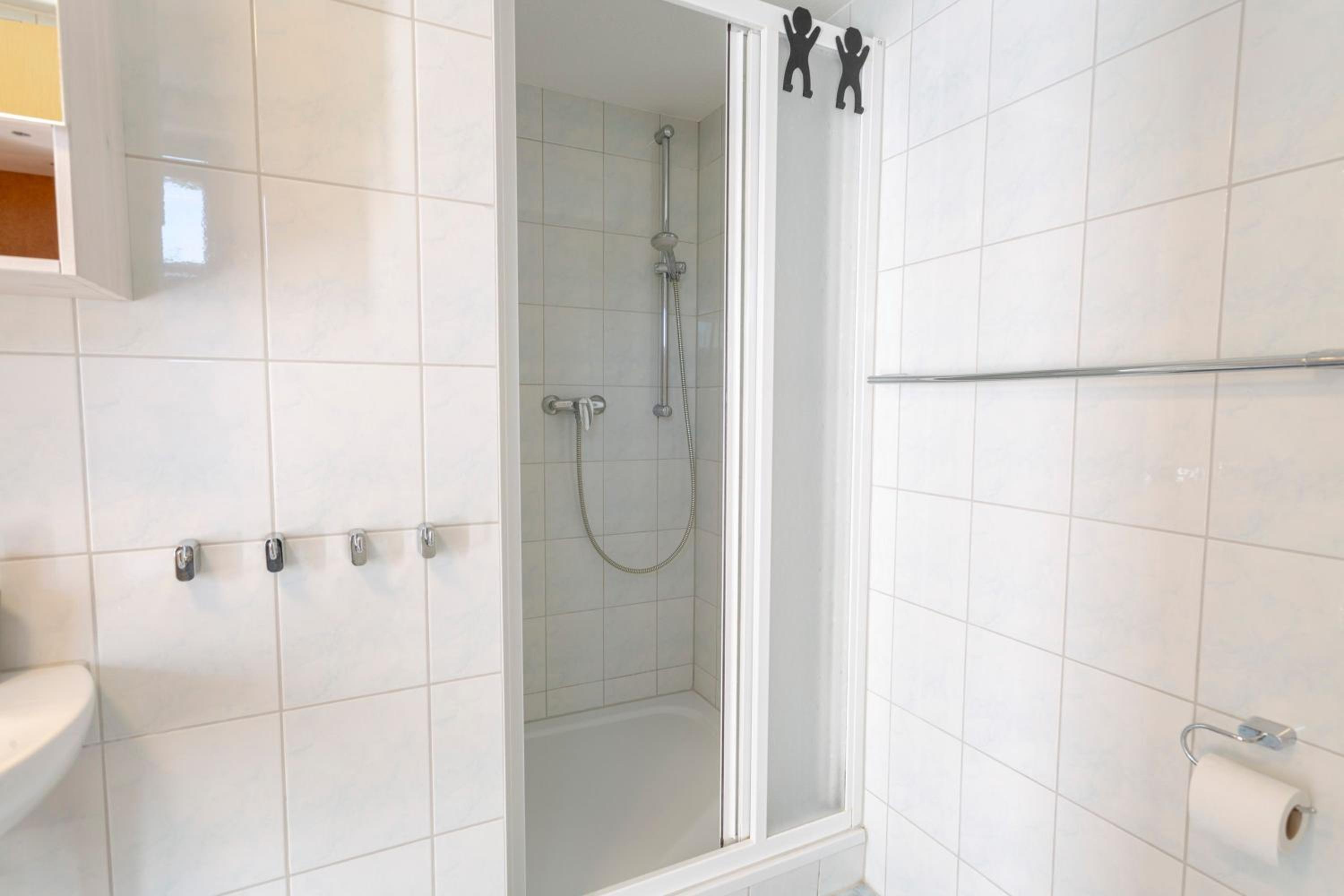 Two-Bedroom Apartment with Lake View photo 2