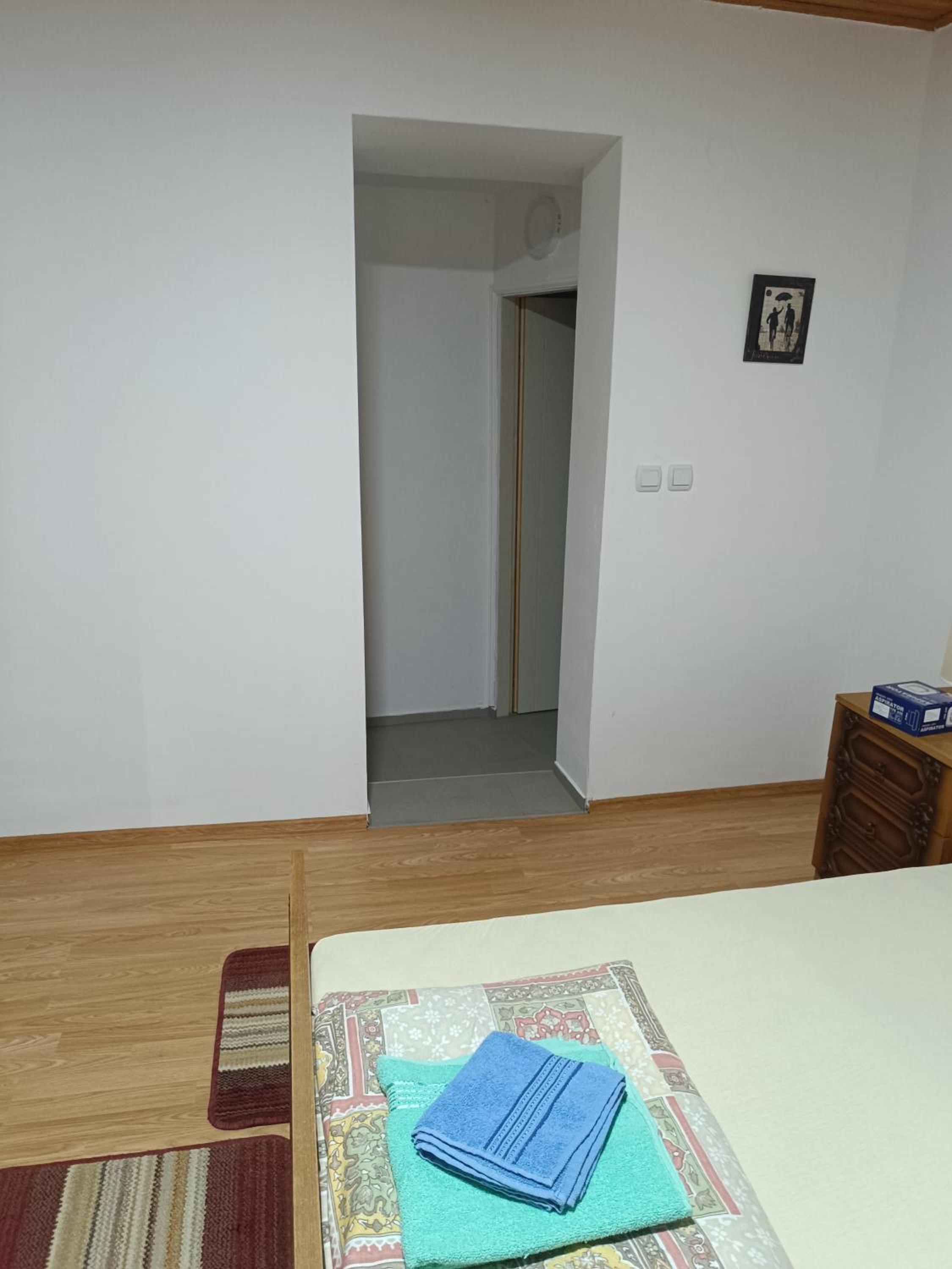 Family Room with Bathroom photo 2