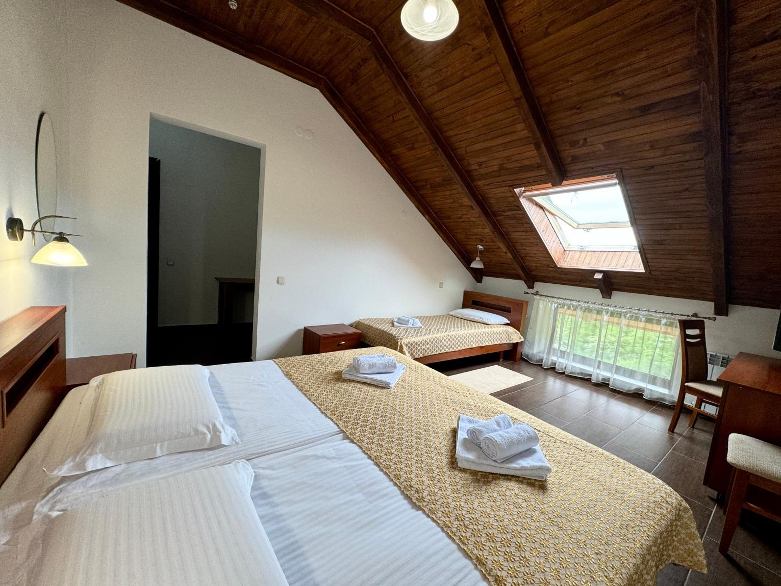 Budget Triple Room photo 2