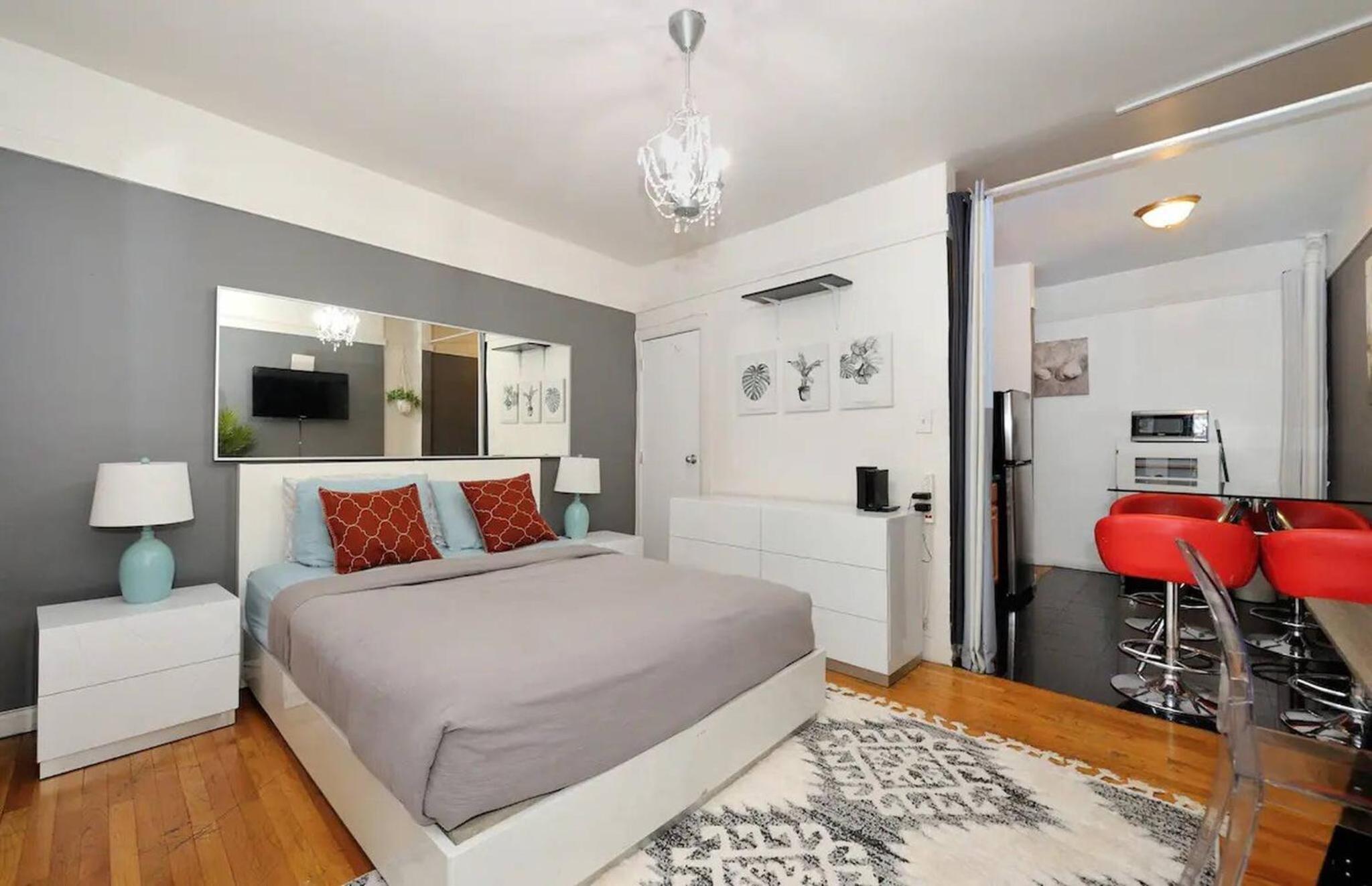 Apartment photo 1