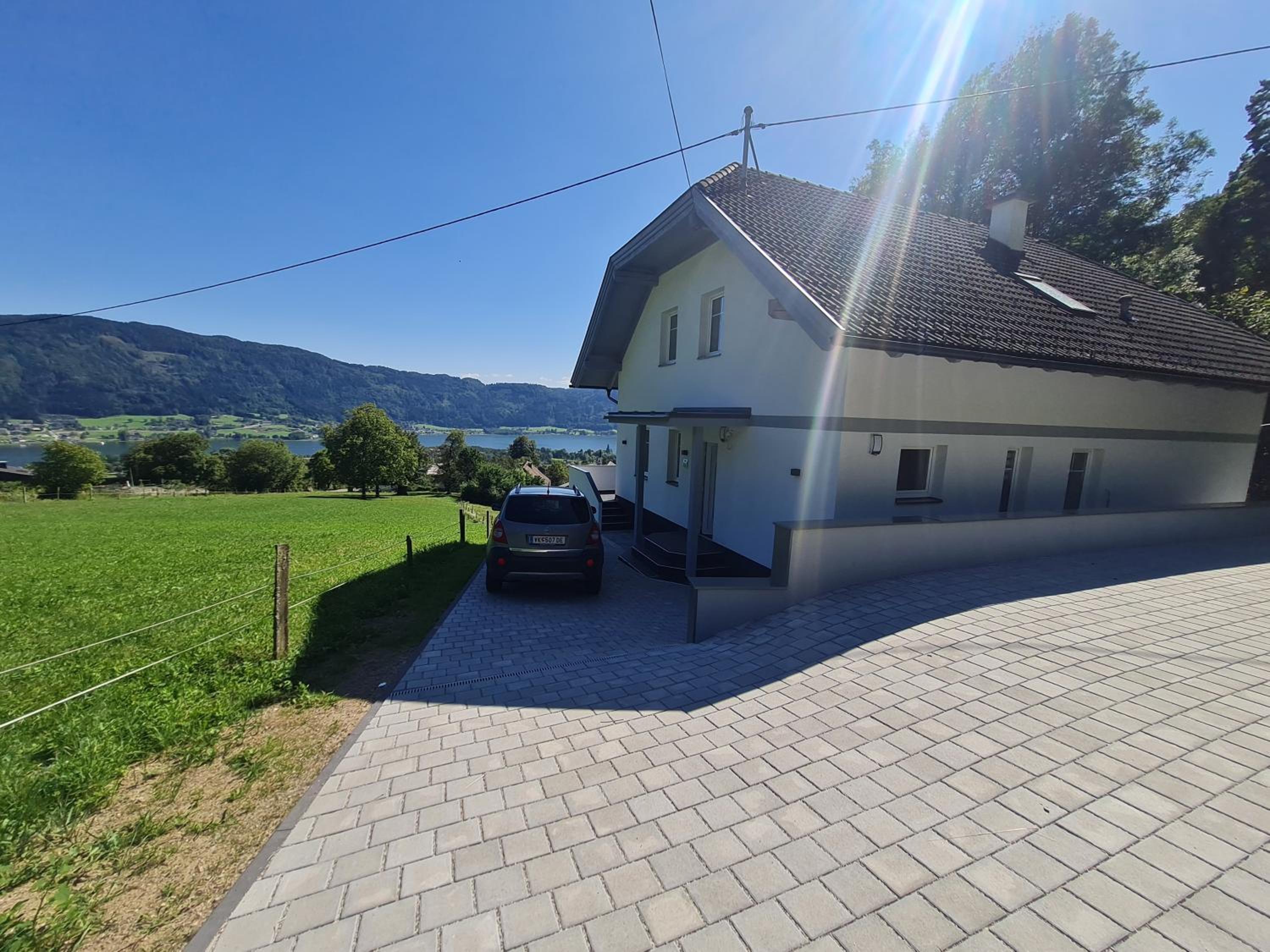 Apartment With Lake View photo 3