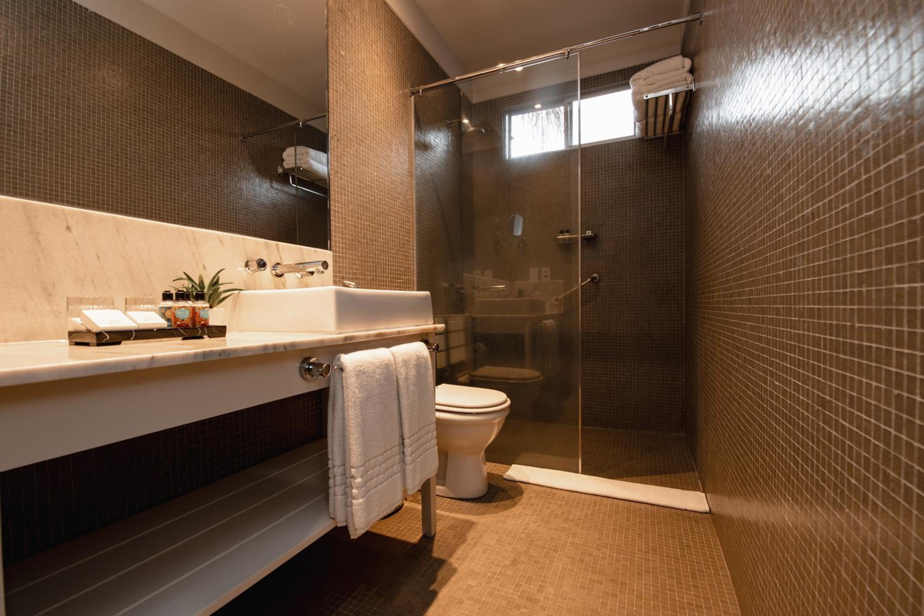 Superior Quadruple Room - Photo 2