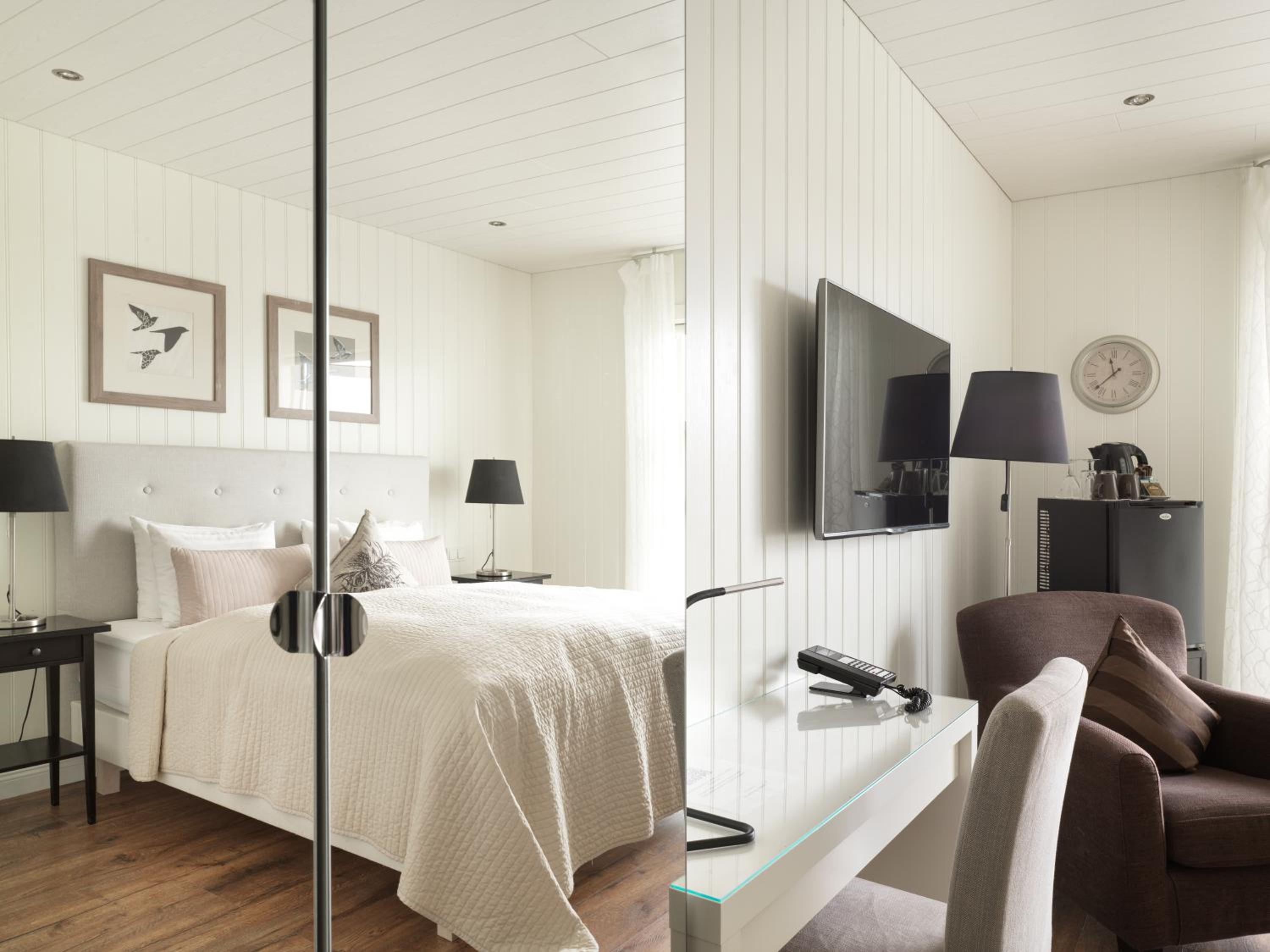 Standard Double Room - Photo 3
