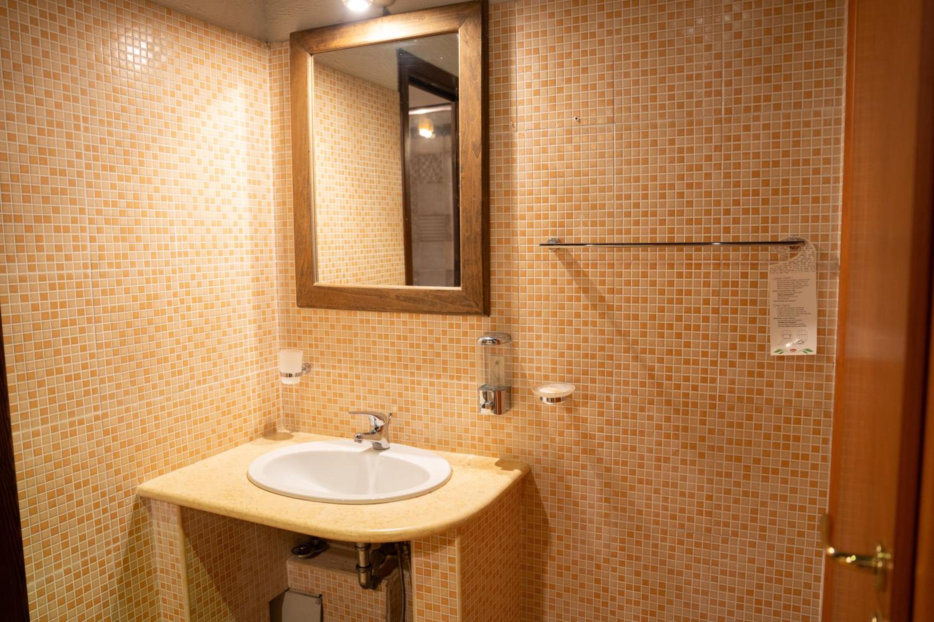 Superior Double Room photo 3