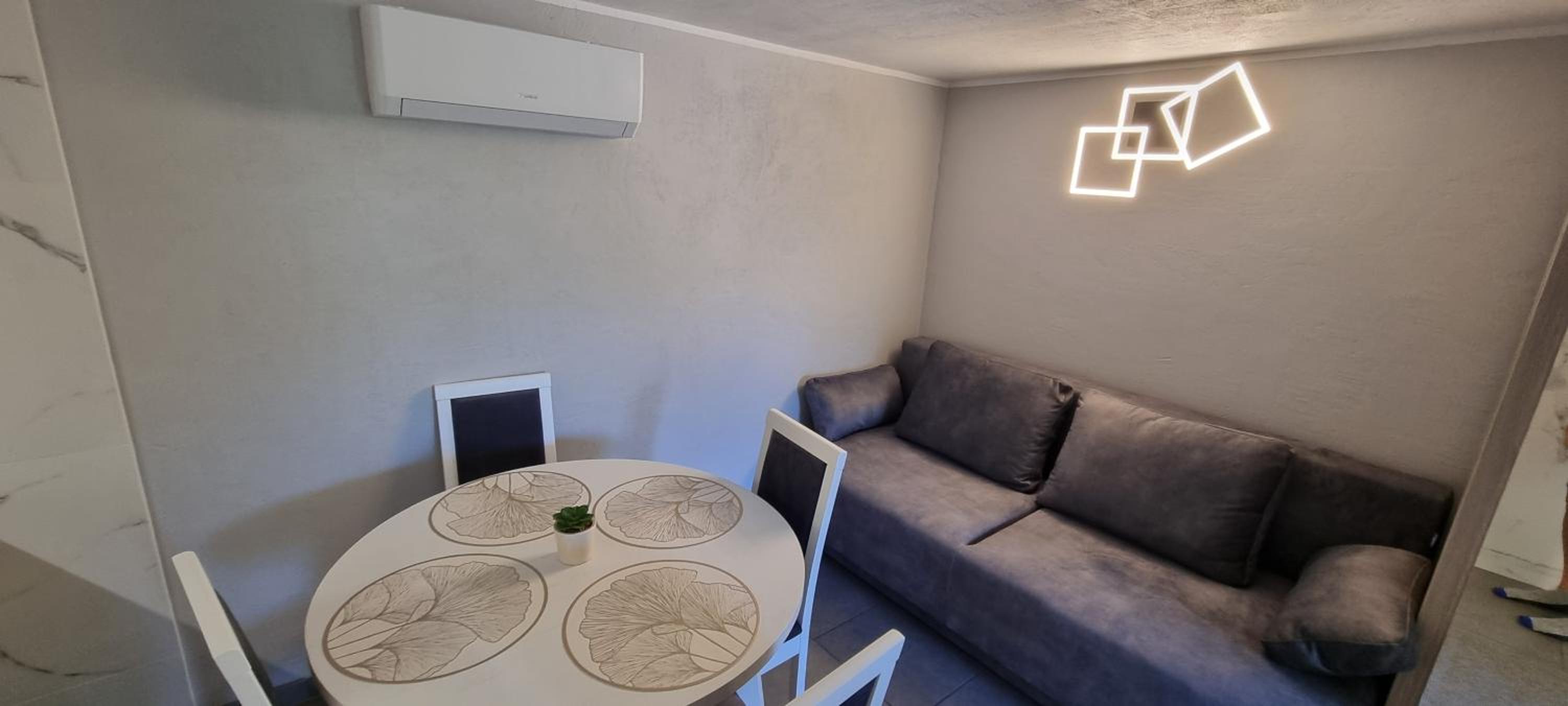 Studio with Sofa Bed