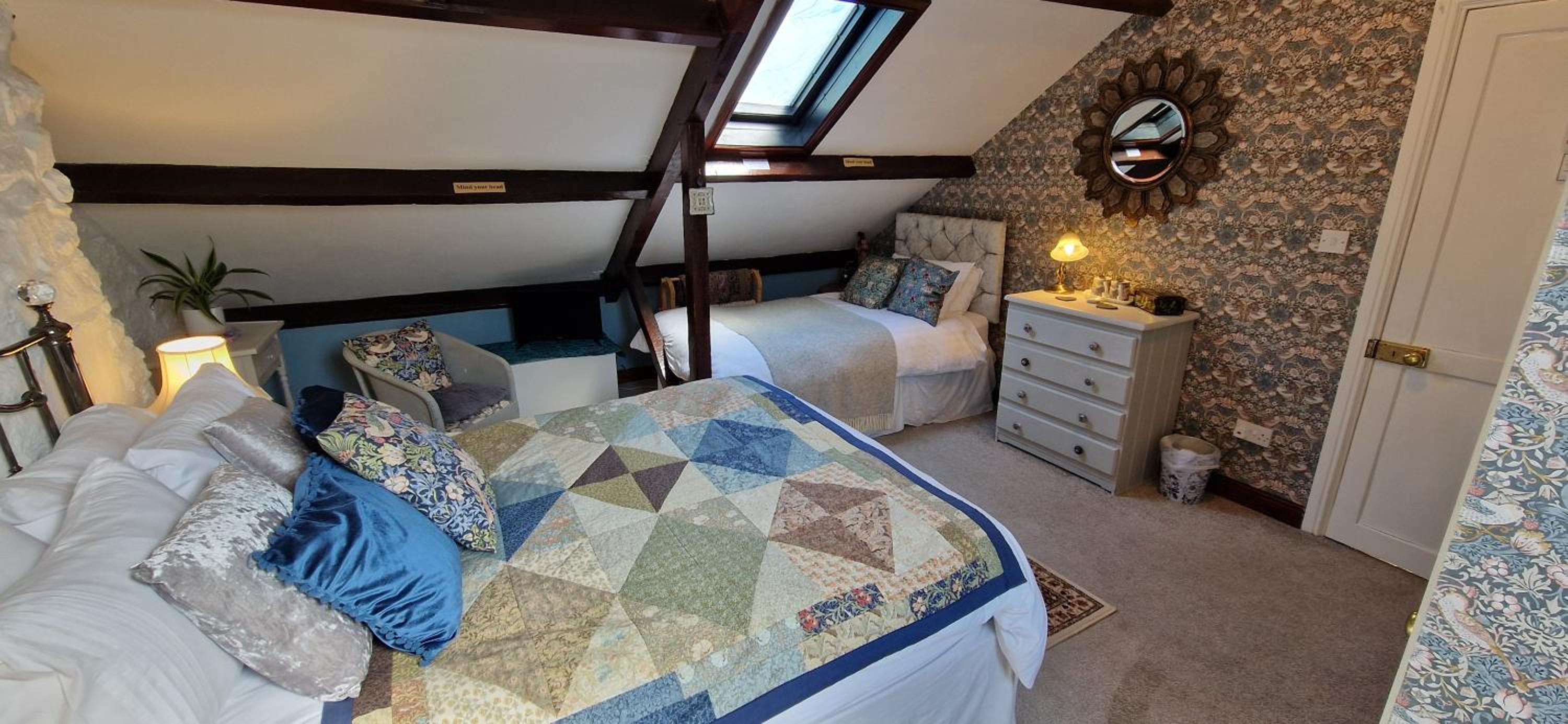 Double or Twin Room photo 2