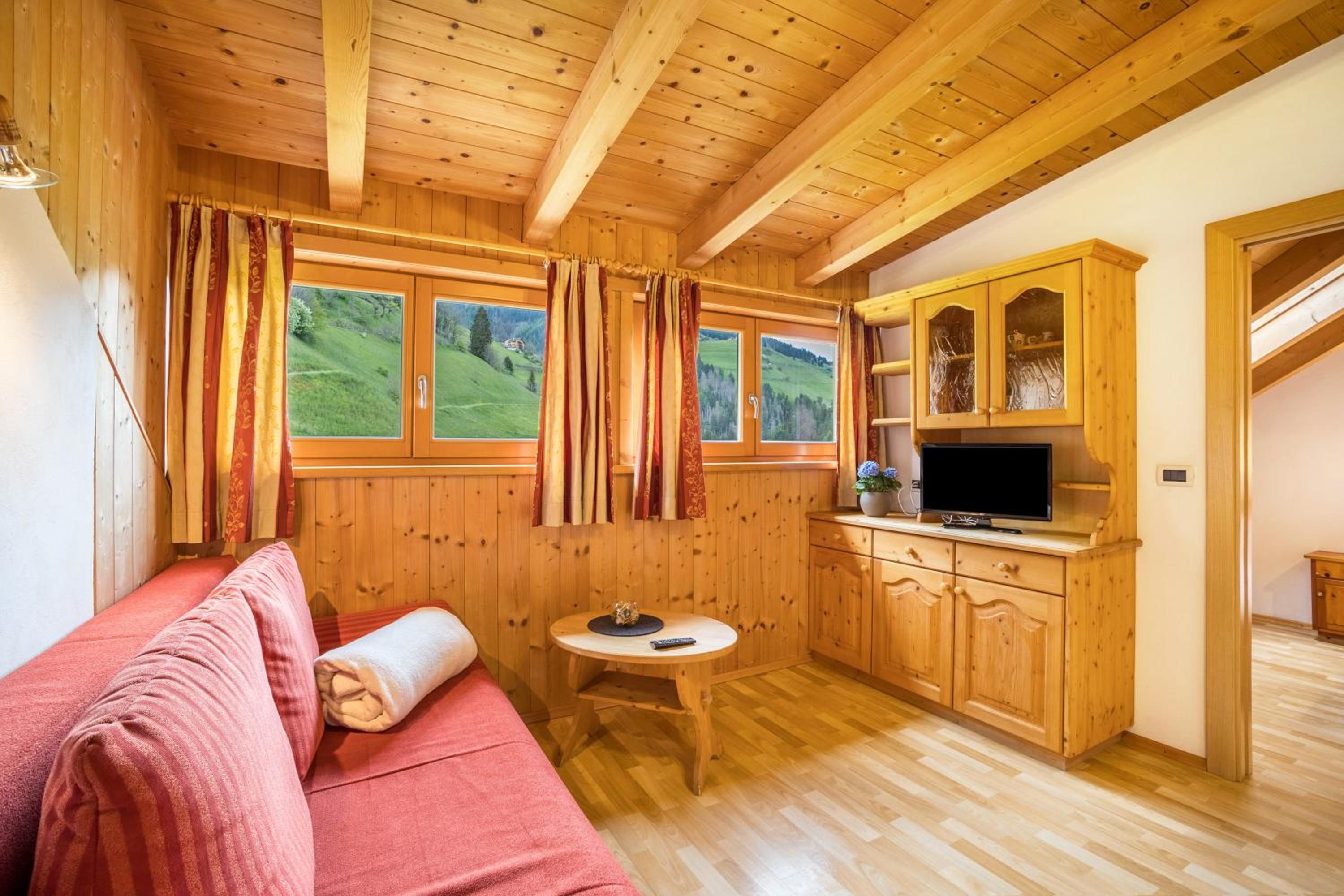 Superior One-Bedroom Apartment with Balcony