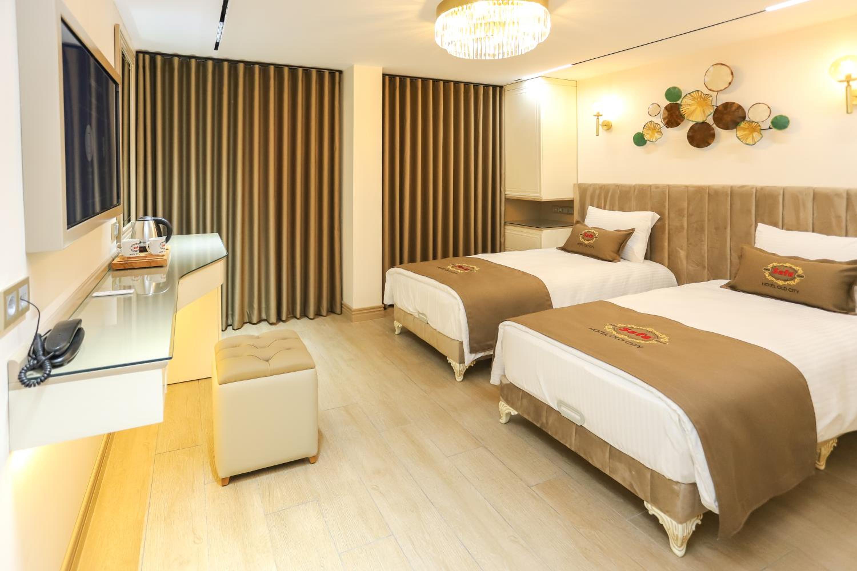 Deluxe Double Room photo 3