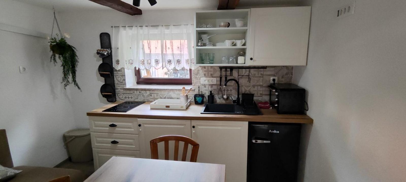 Apartment - Ground Floor photo 3