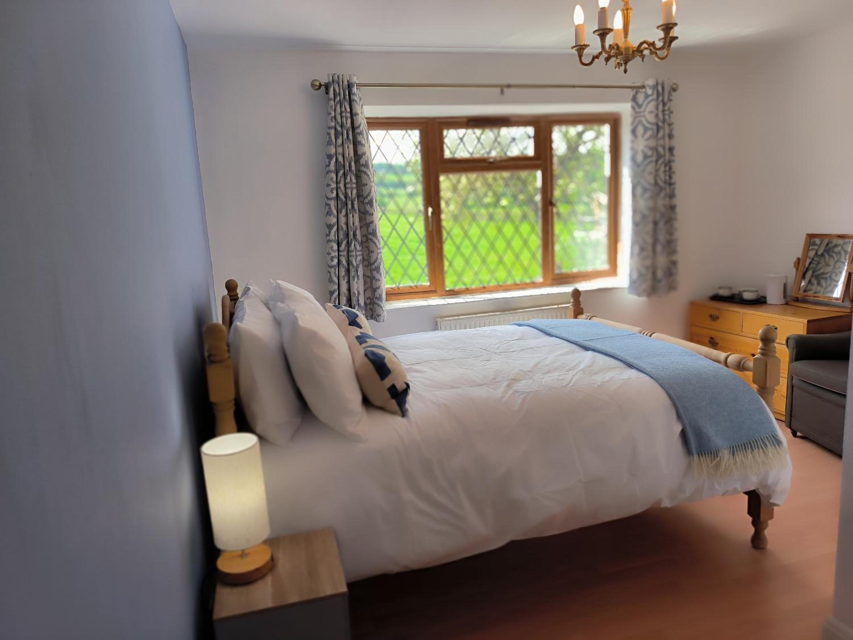 Double room-Standard-Ensuite-Garden view-3 photo 2