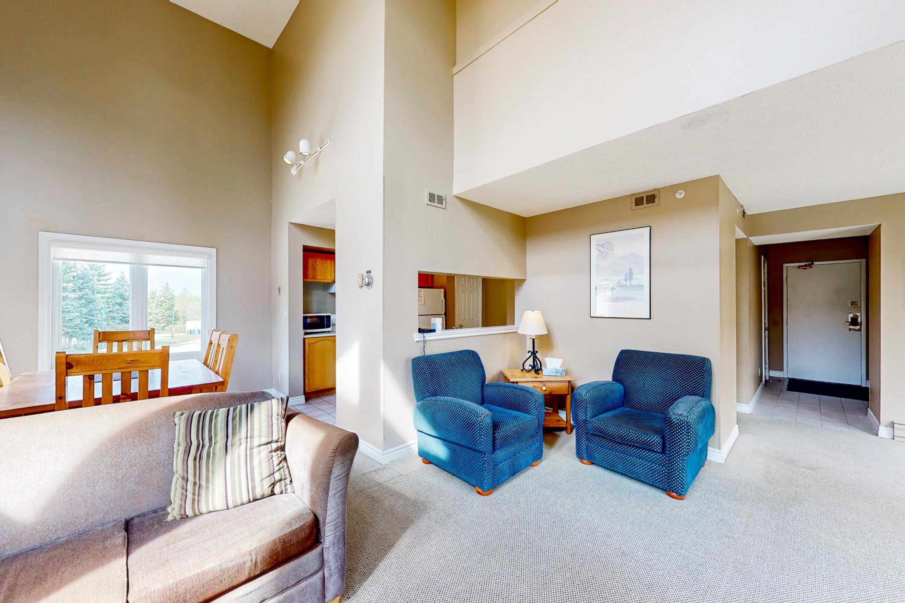 Three-Bedroom Apartment with Park View photo 3