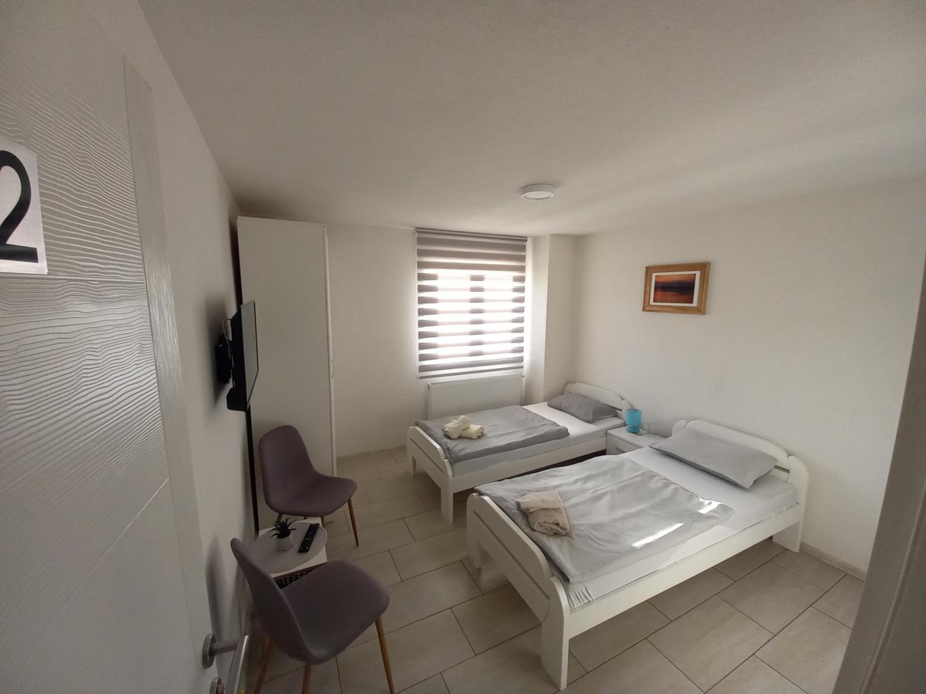 Deluxe Twin Room photo 2
