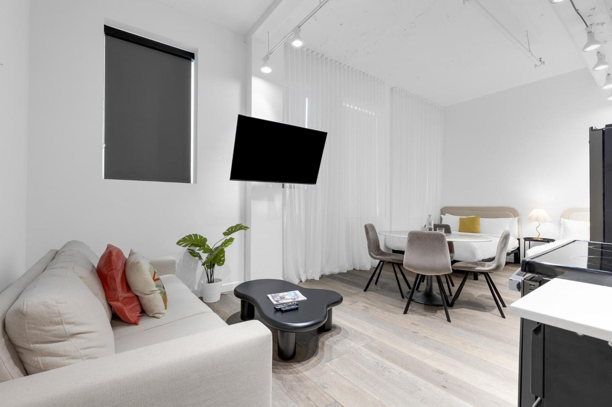 Loft - Photo 24