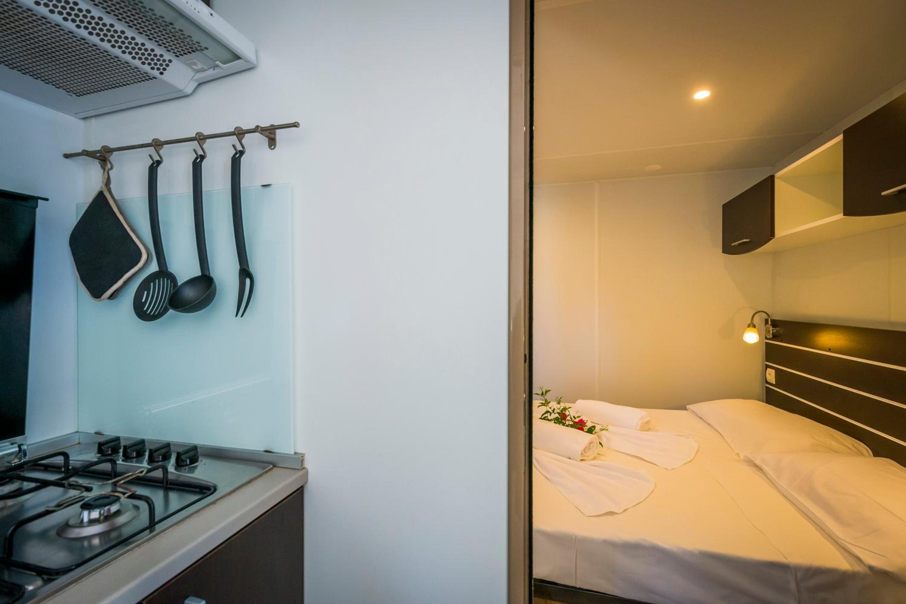 Three-Bedroom Mobile Home photo 1
